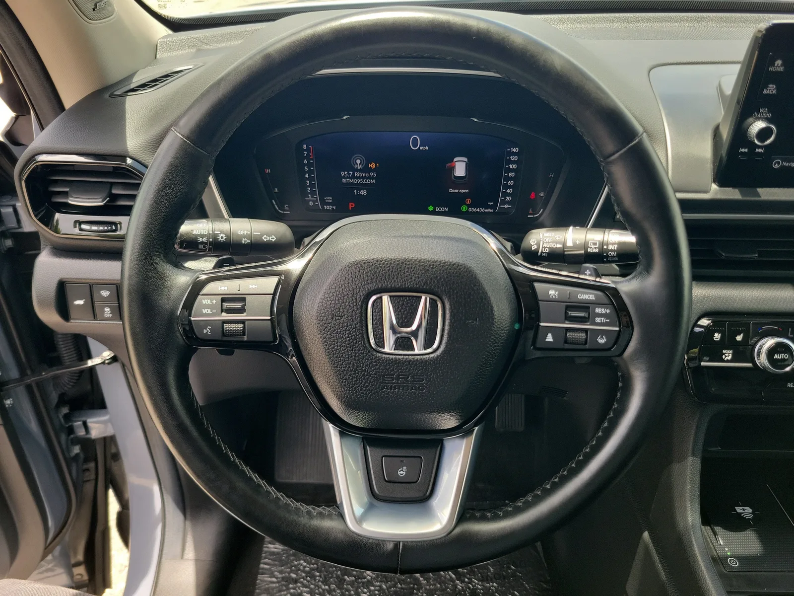 2024 Honda Pilot Elite photo 26