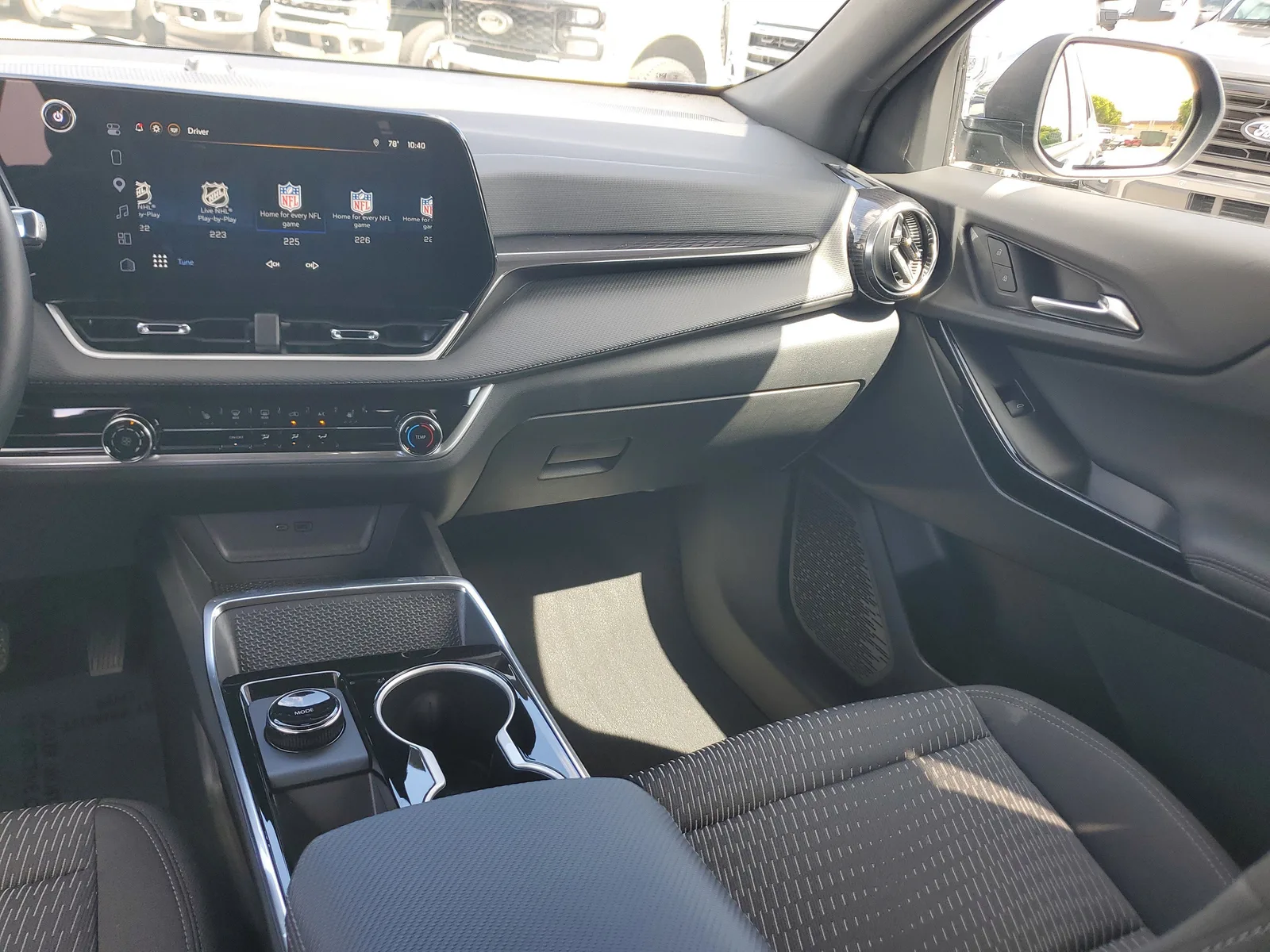 2026 Chevrolet Equinox FWD LT photo 16