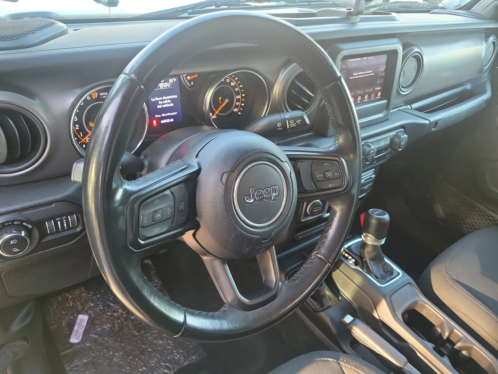 2022 Jeep Gladiator Sport S 4WD photo 9