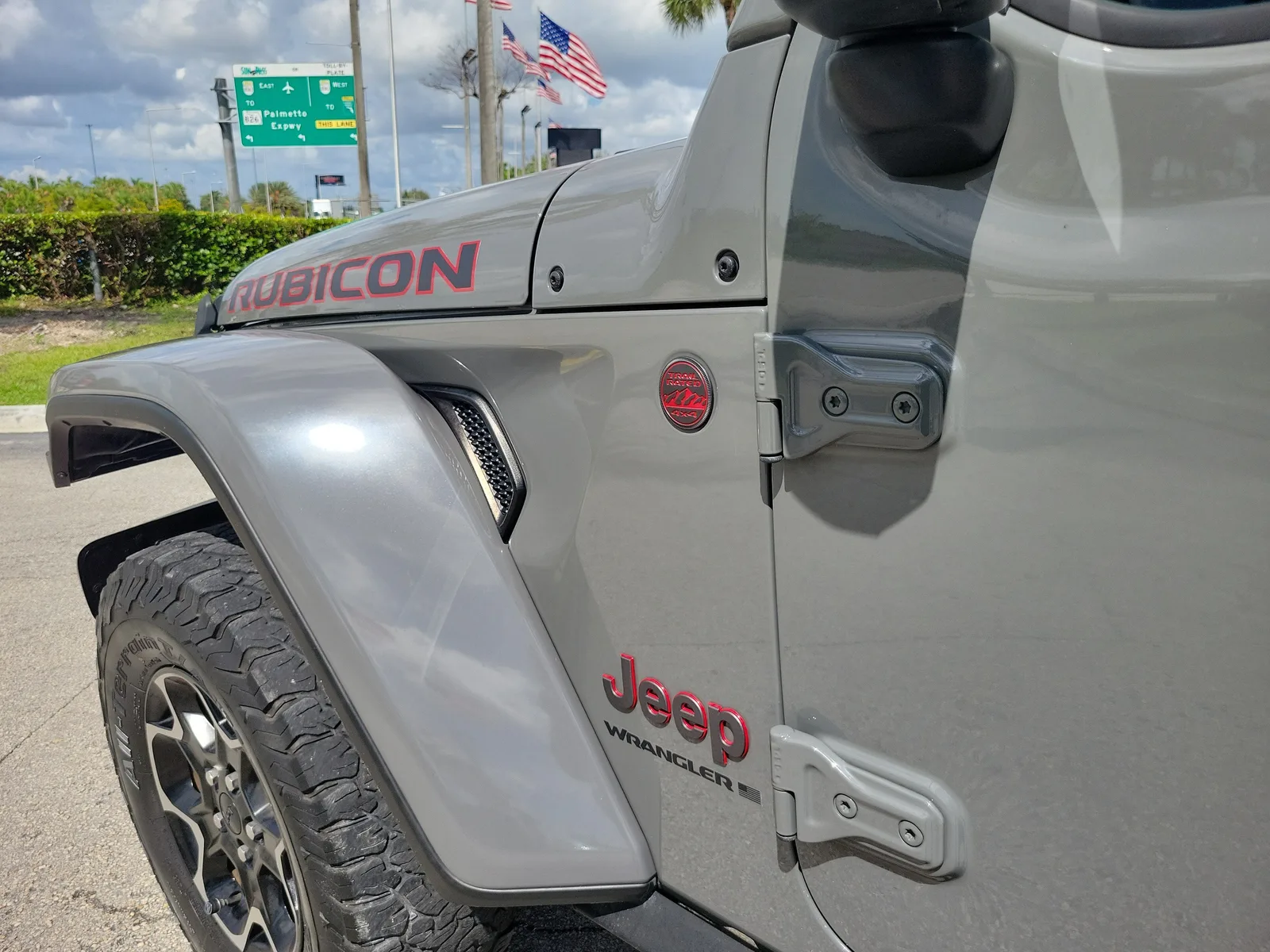 2023 Jeep Wrangler Rubicon photo 31