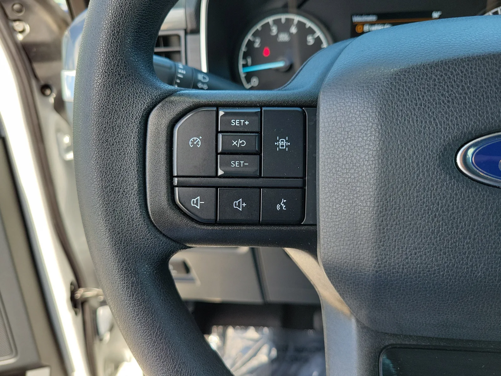 2023 Ford F-150 XL photo 27