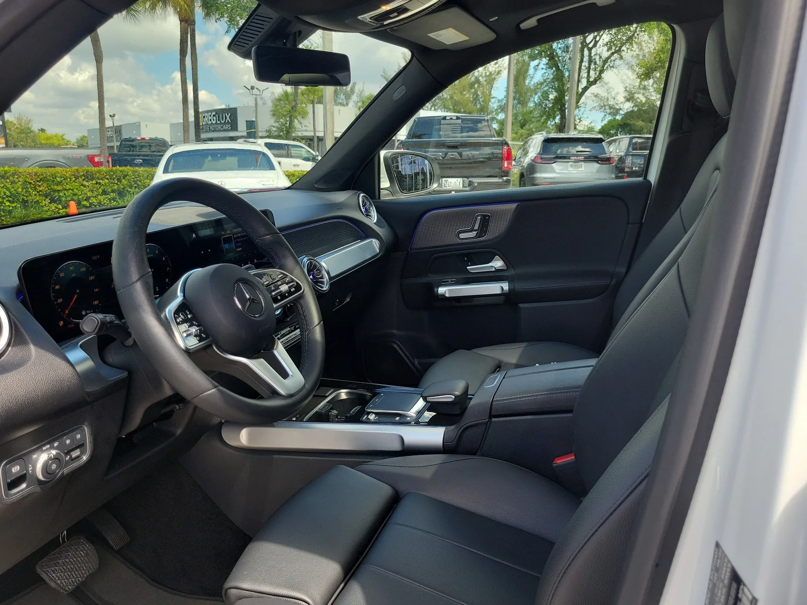 2022 Mercedes-Benz GLB GLB 250 photo 12