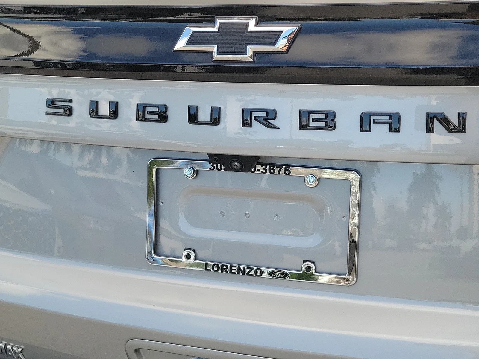 2025 Chevrolet Suburban RST Diesel photo 33