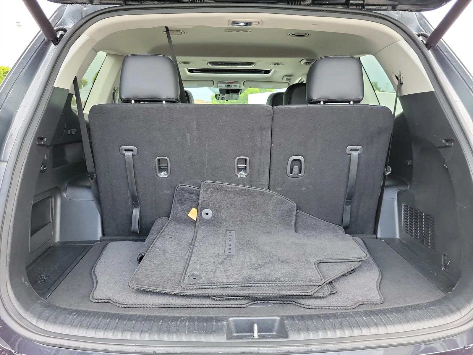 2025 Kia Telluride S photo 11