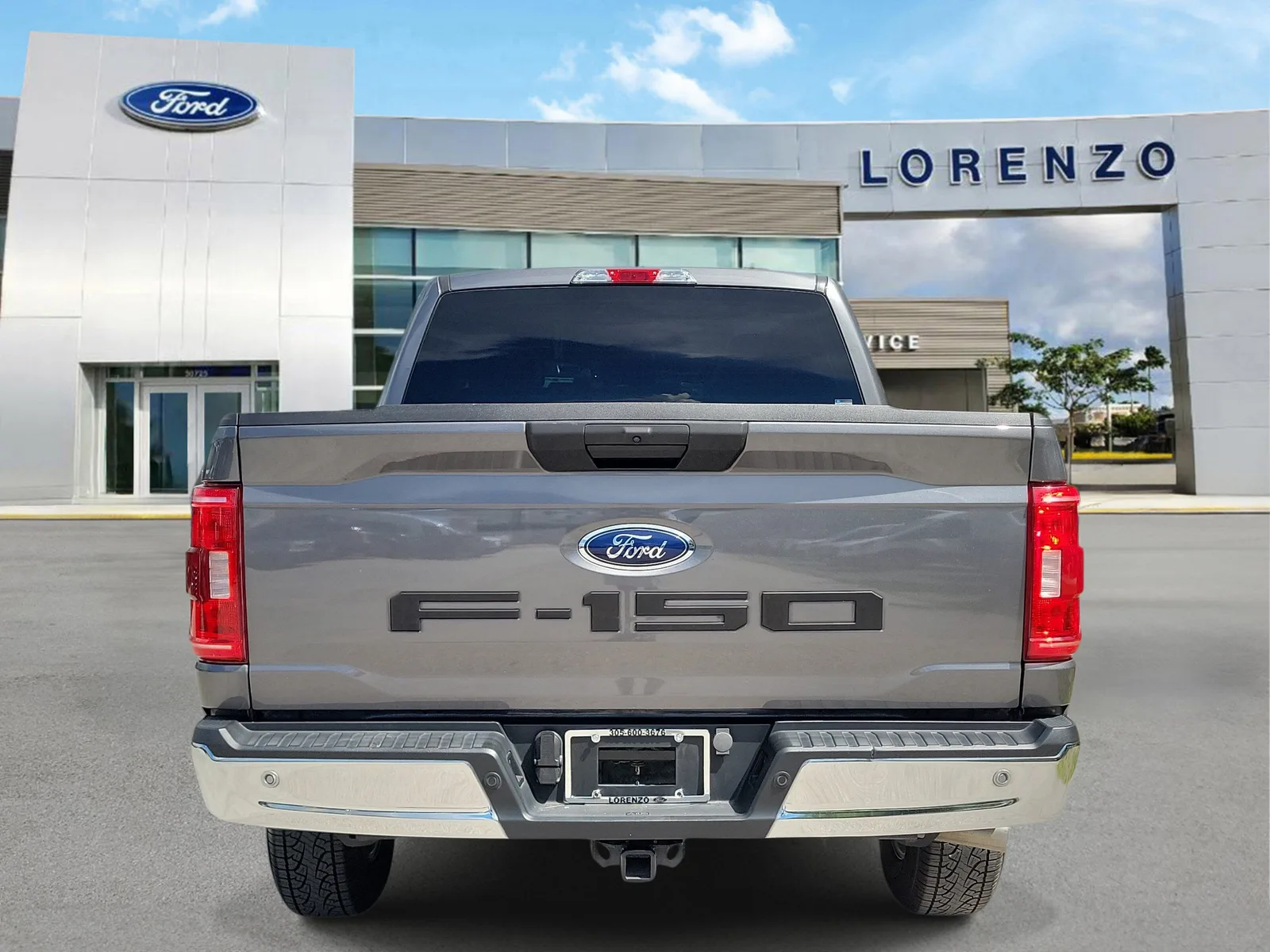 2023 Ford F-150 XLT 4WD photo 6