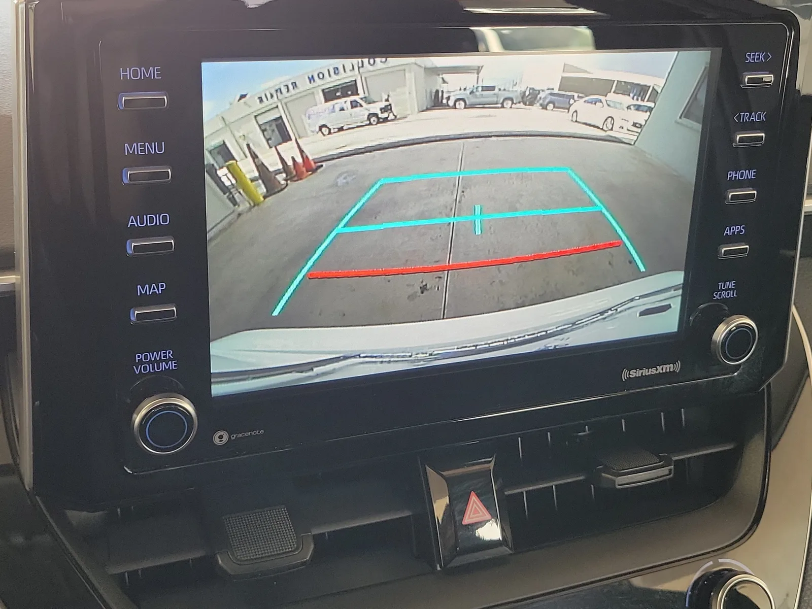 2021 Toyota Corolla LE photo 9