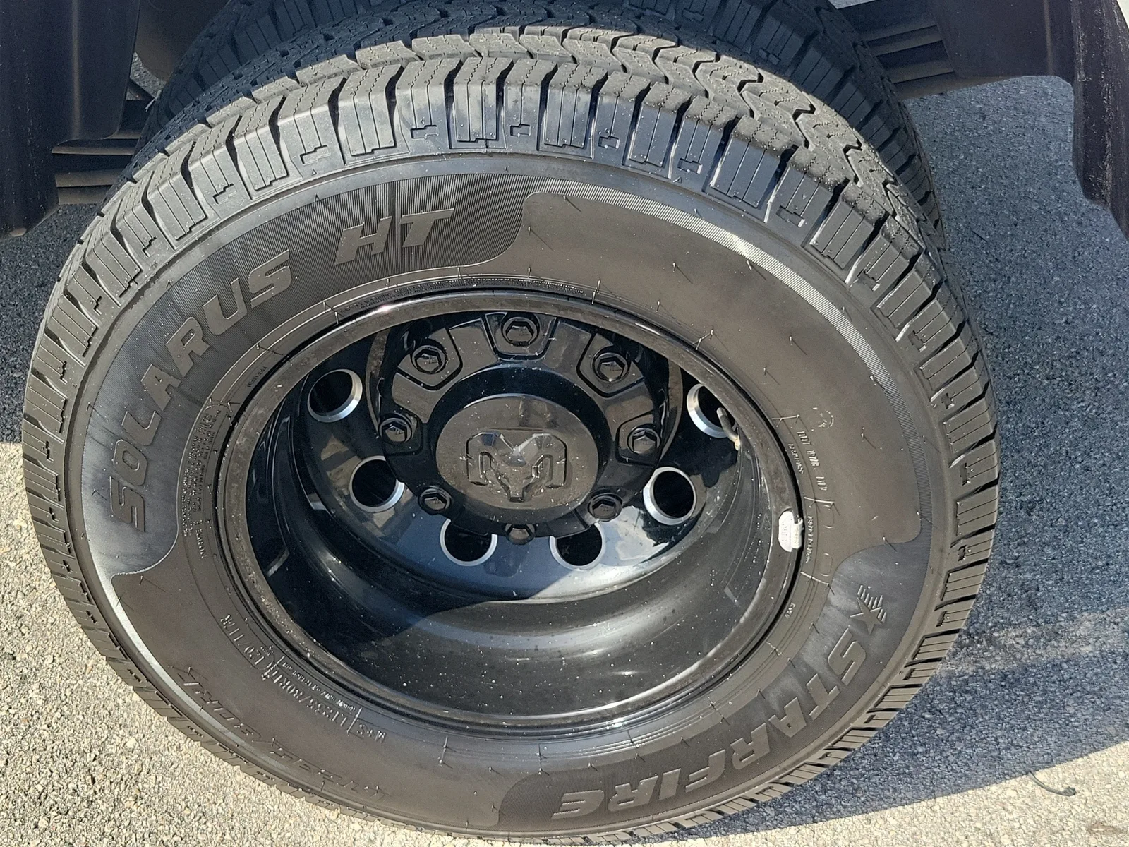 2024 RAM 3500 Limited 4WD Diesel photo 26