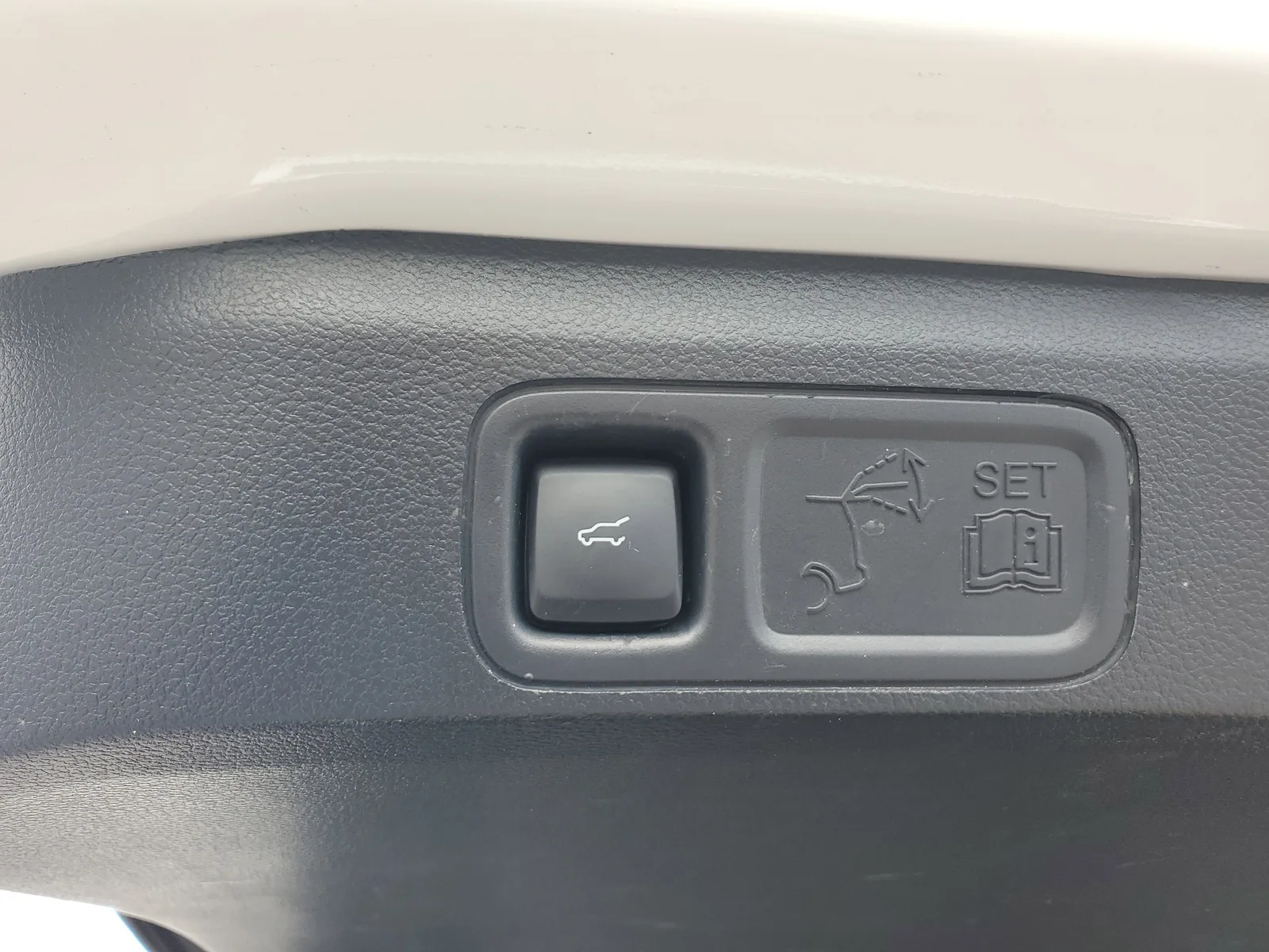 2022 Ford Expedition XLT photo 16