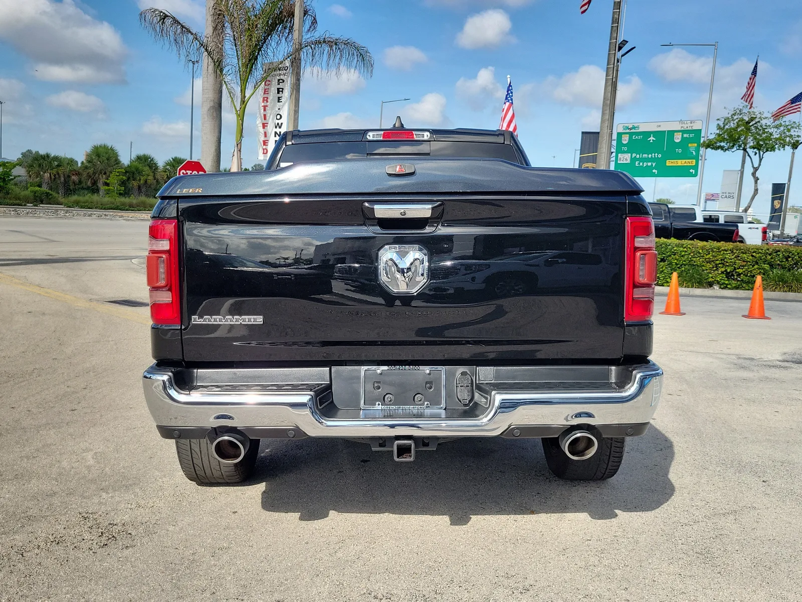 2021 RAM 1500 Laramie photo 6