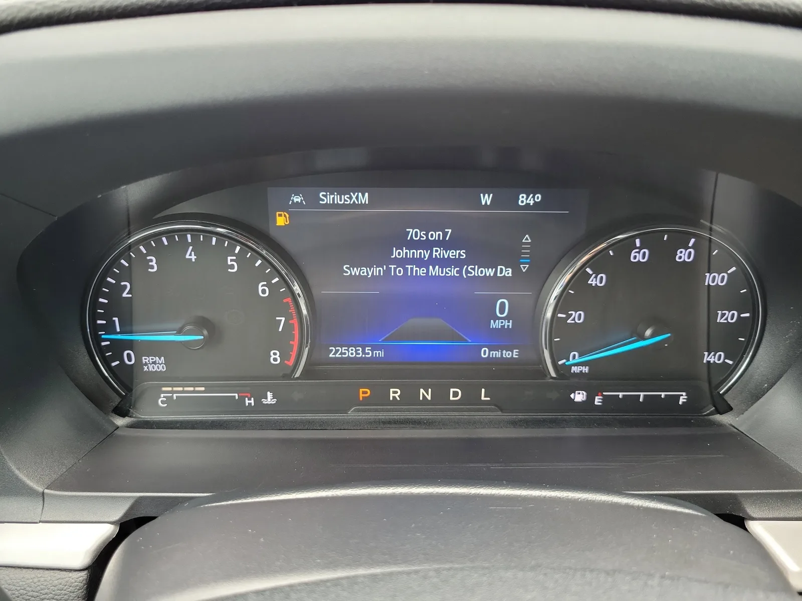 2023 Ford Explorer XLT photo 32