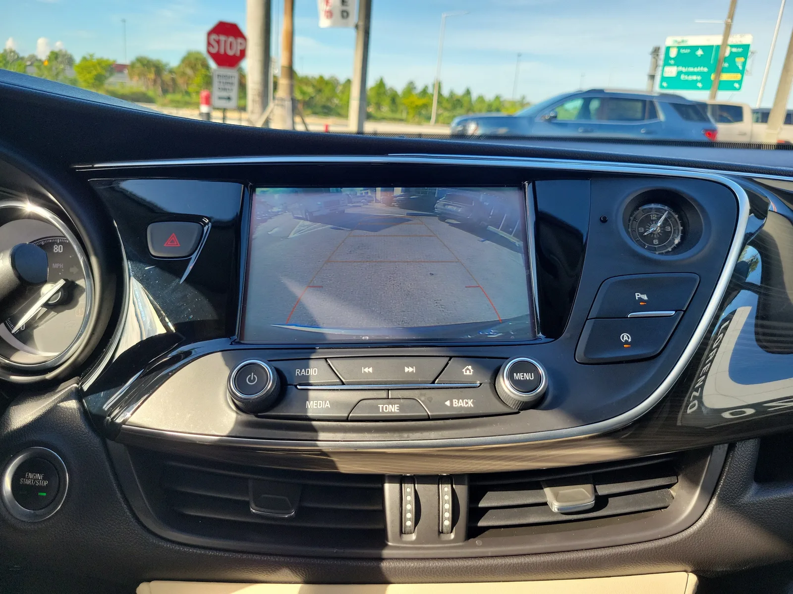 2020 Buick Envision Preferred photo 10