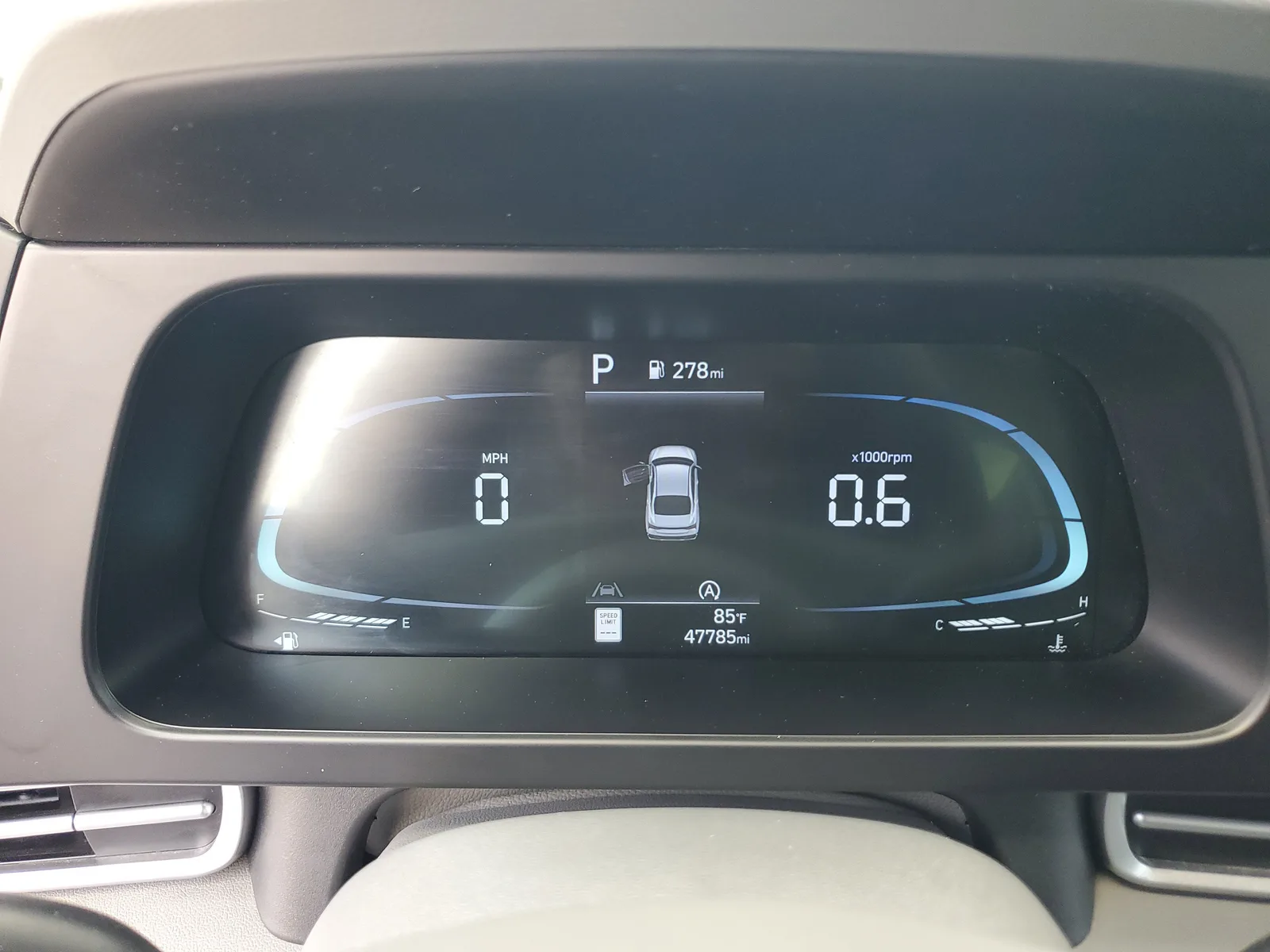 2024 Hyundai Elantra SE photo 30