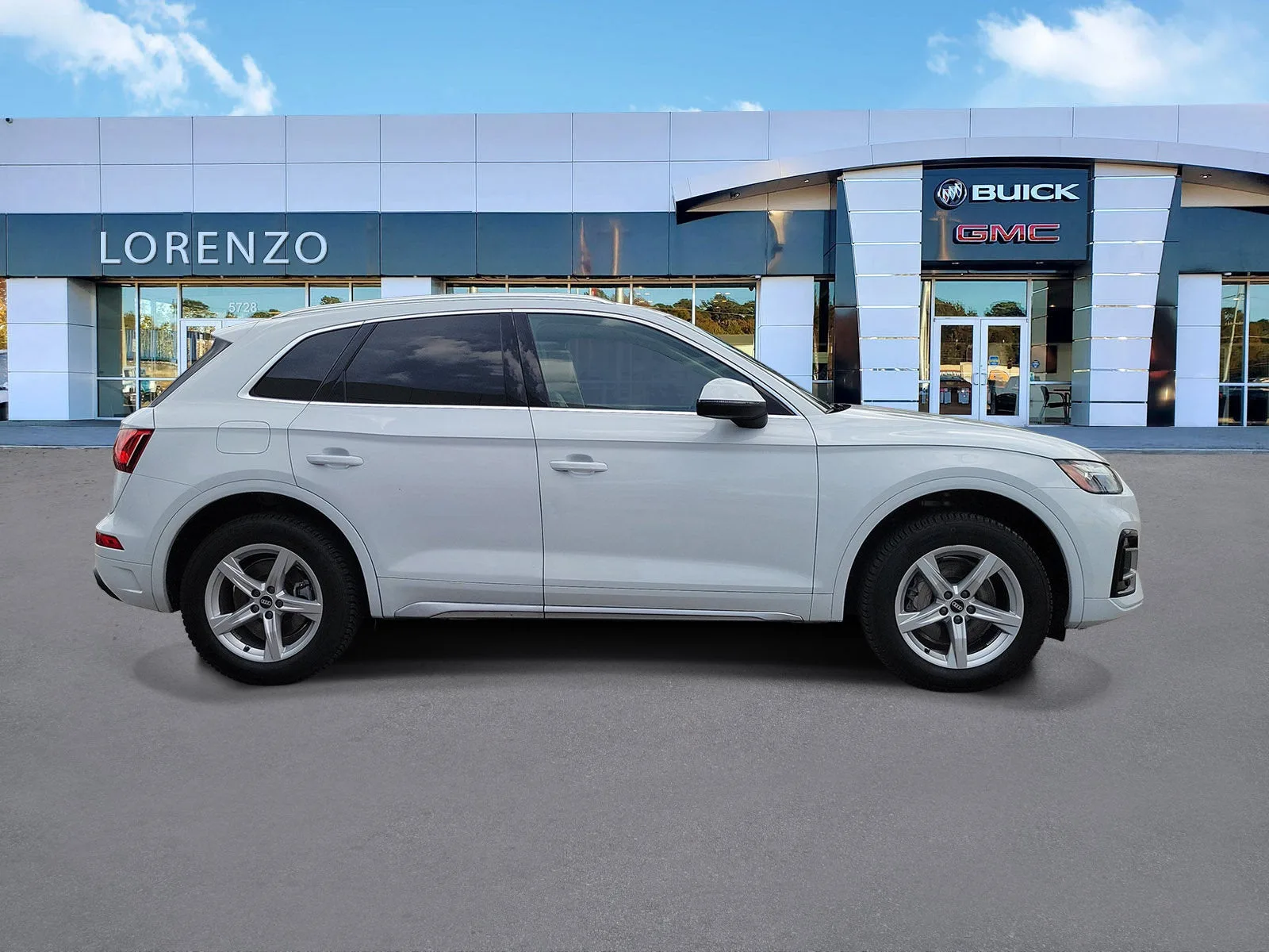 2021 Audi Q5 Premium photo 4