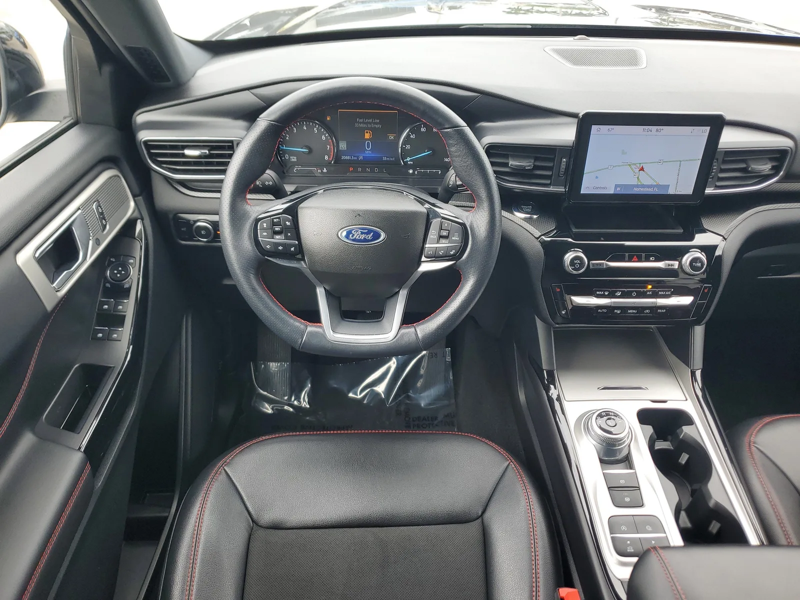 2023 Ford Explorer ST-Line photo 21