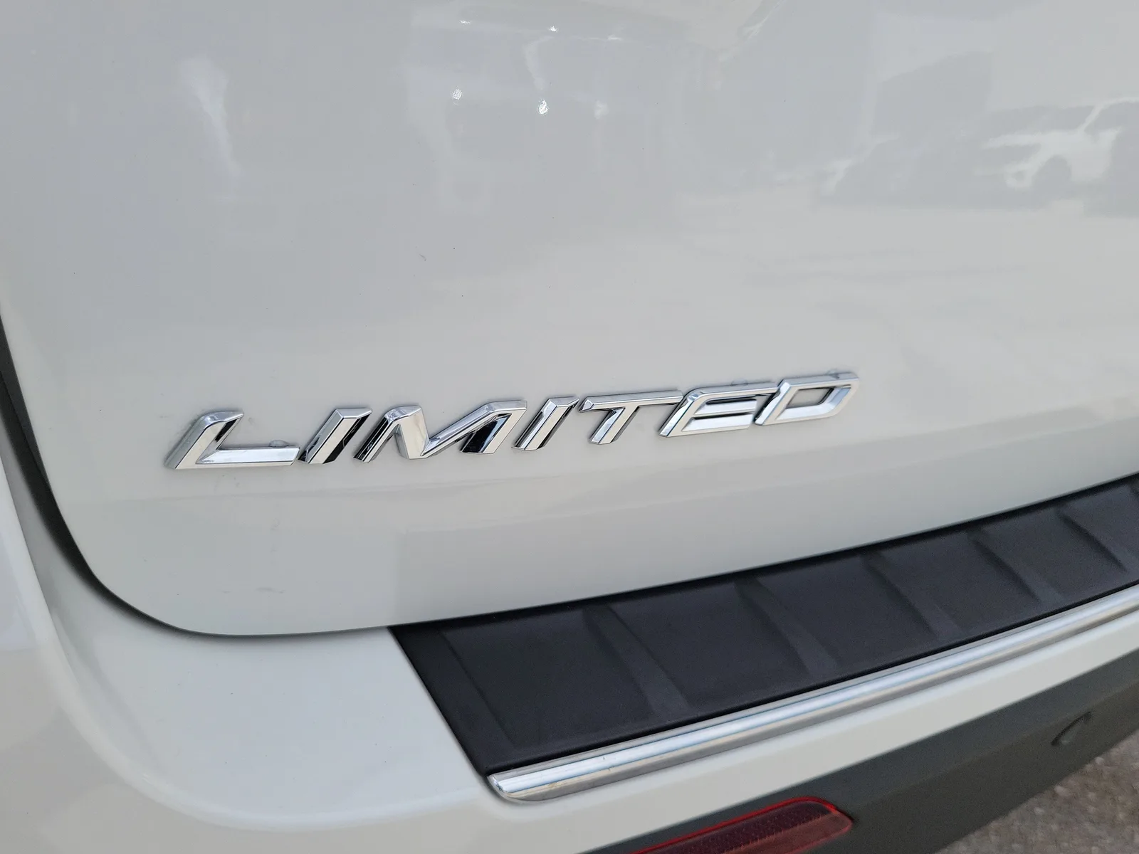 2023 Ford Explorer Limited photo 33