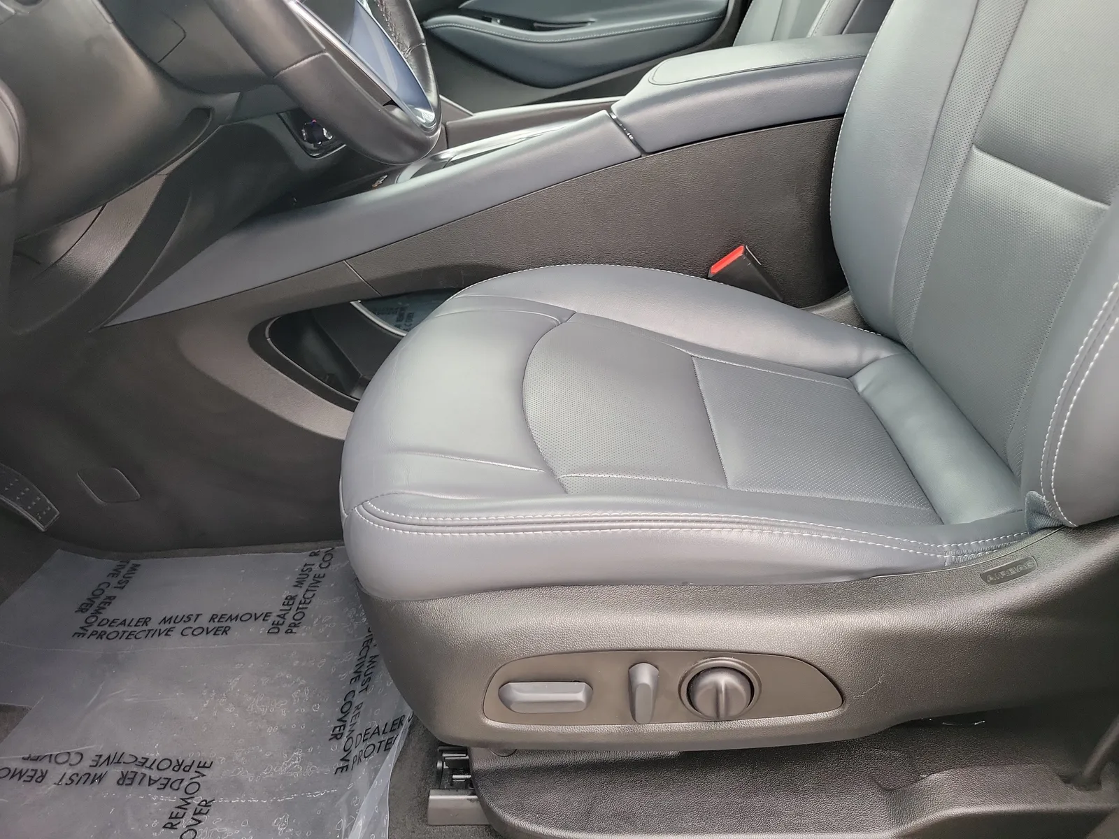 2023 Buick Enclave Essence photo 12