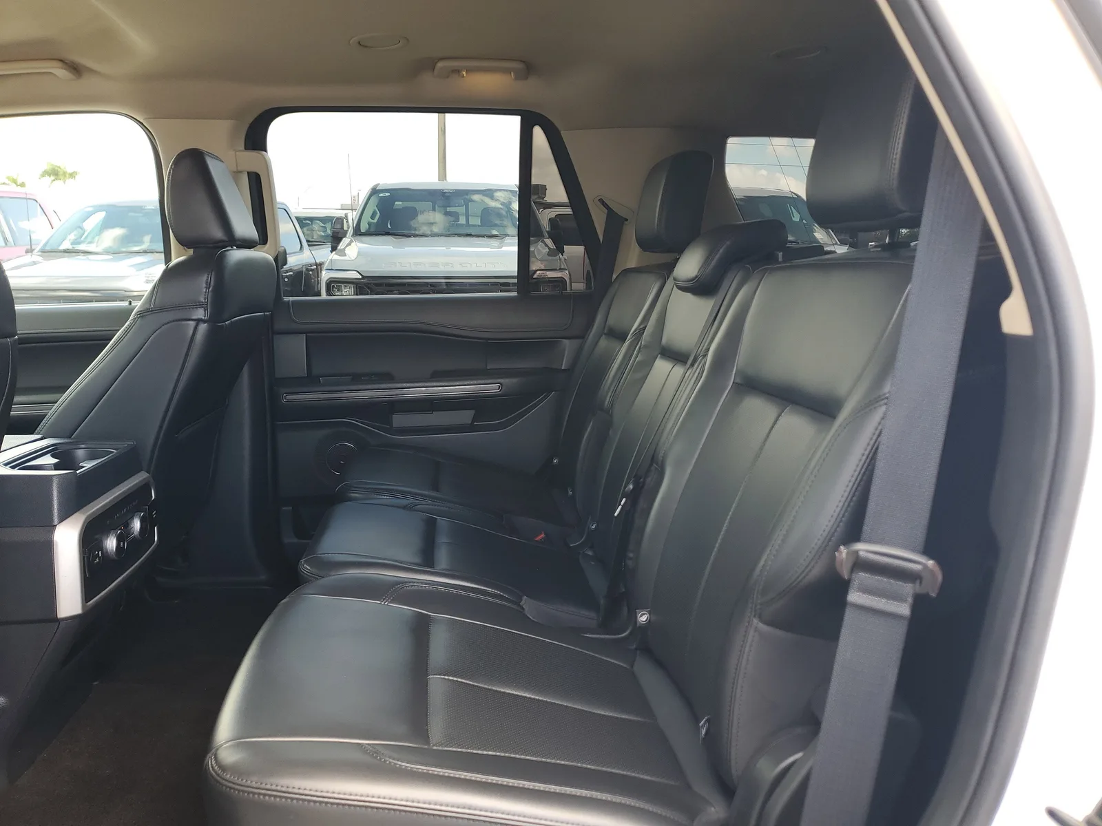 2022 Ford Expedition XLT photo 12