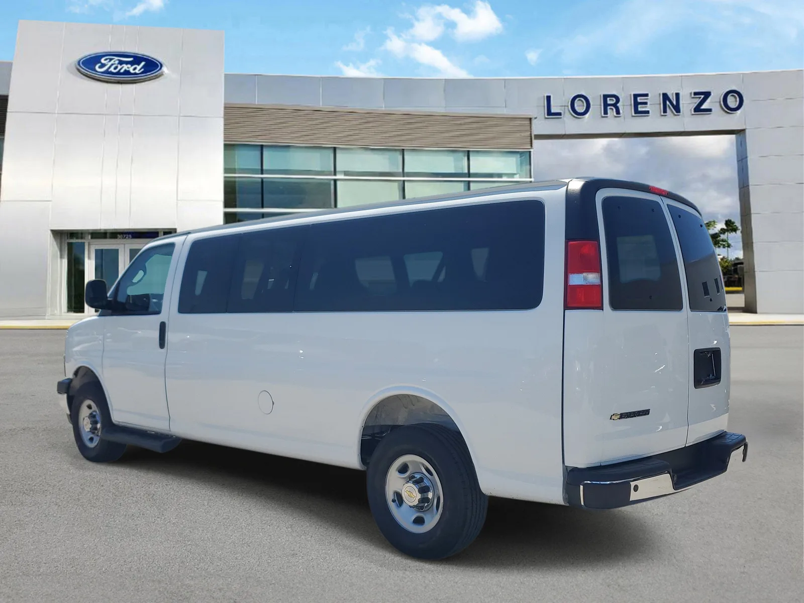 2025 Chevrolet Express Passenger LT photo 8