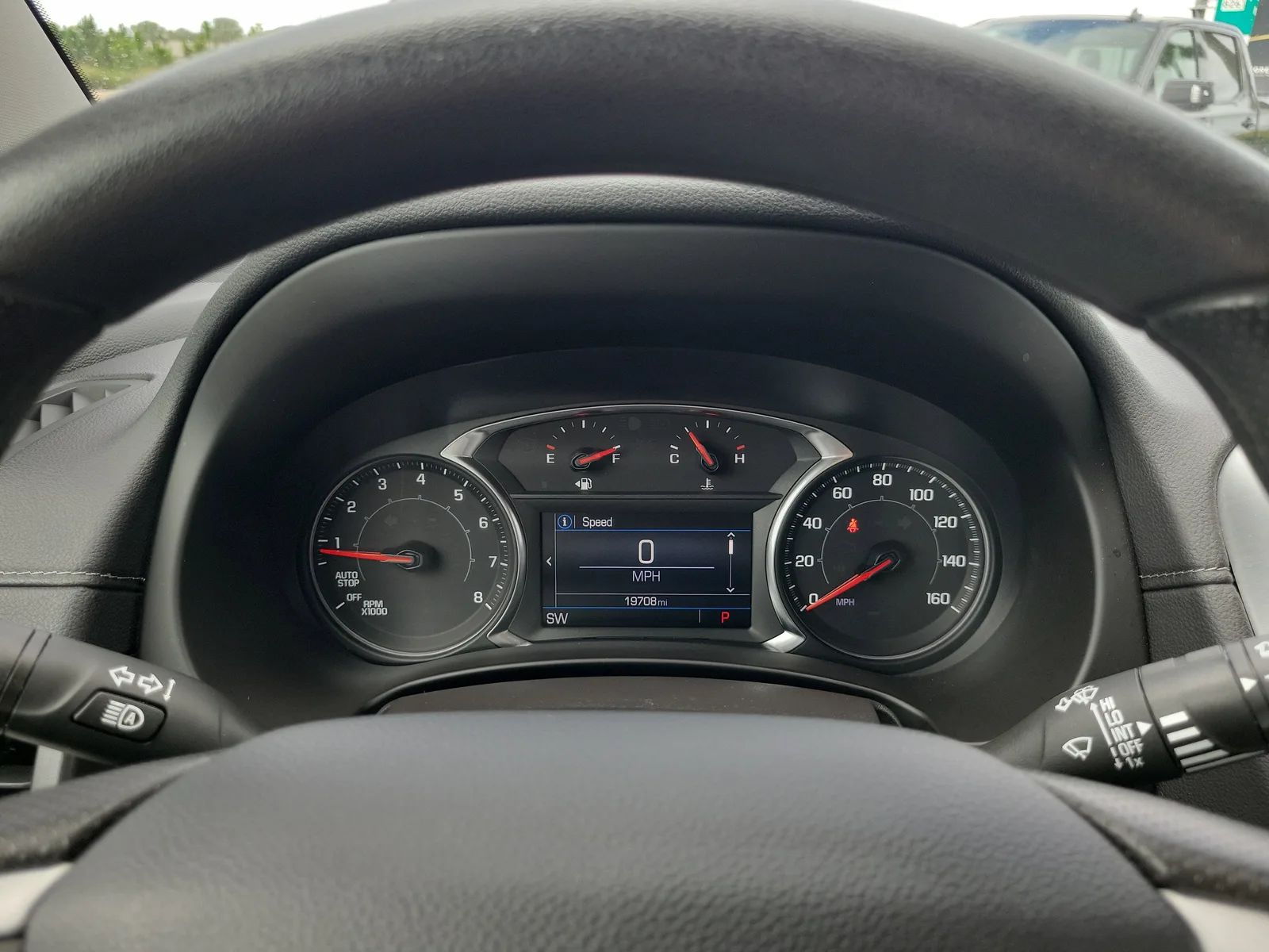 2024 GMC Terrain SLE photo 28
