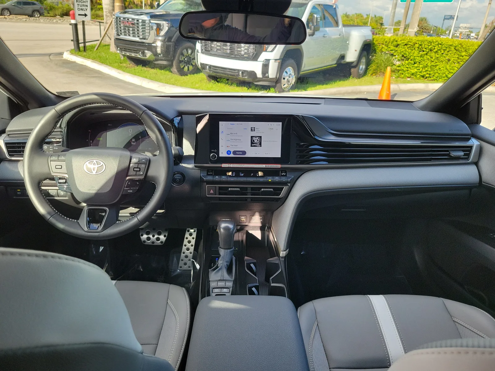 2026 Toyota Camry LE photo 16