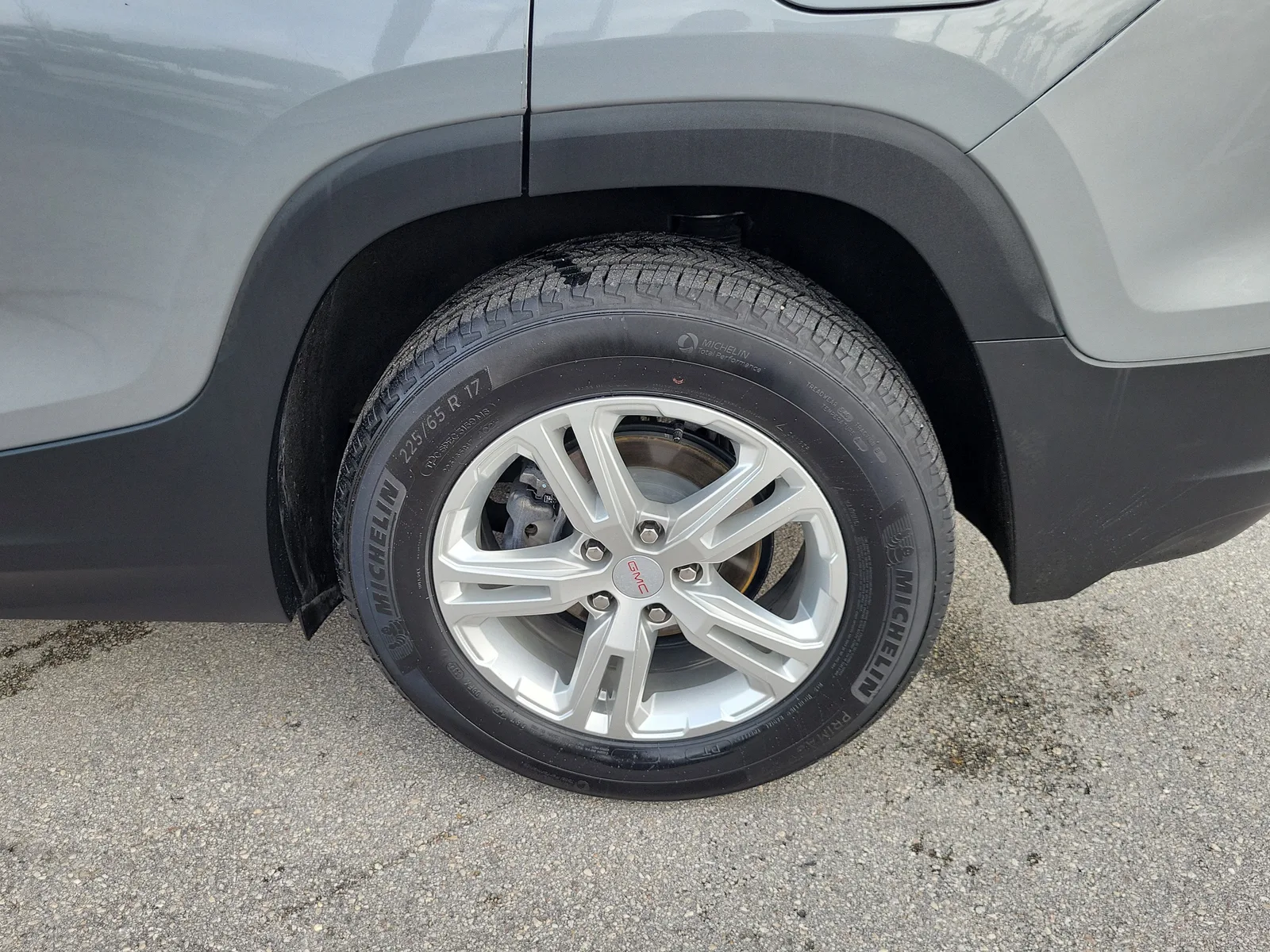 2023 GMC Terrain SLE photo 27
