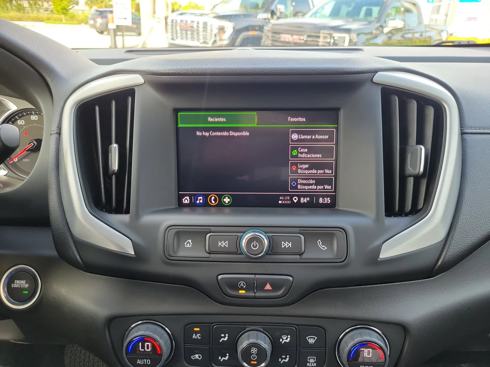 2023 GMC Terrain SLE photo 27
