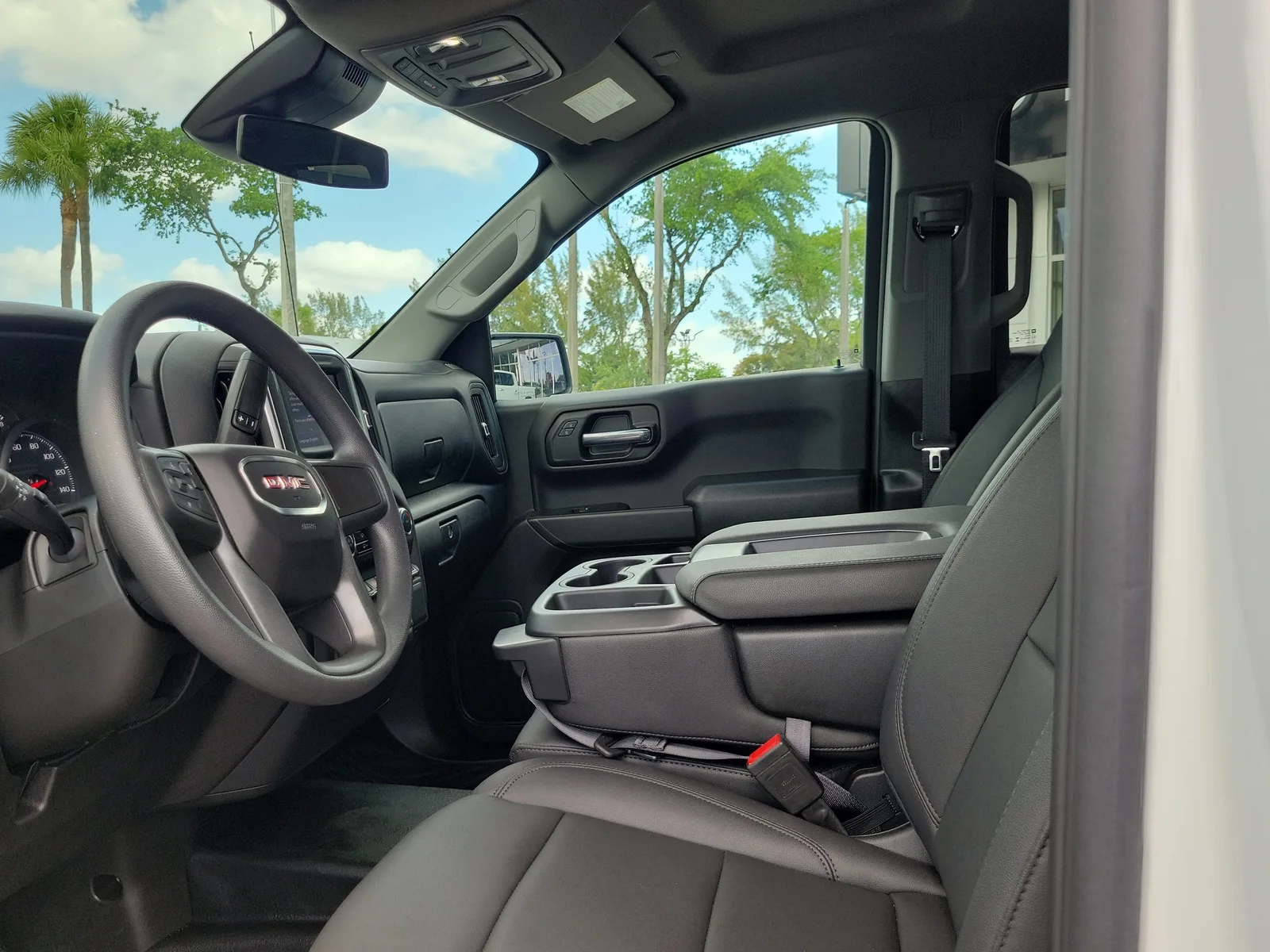 2025 GMC Sierra 1500 Pro photo 11