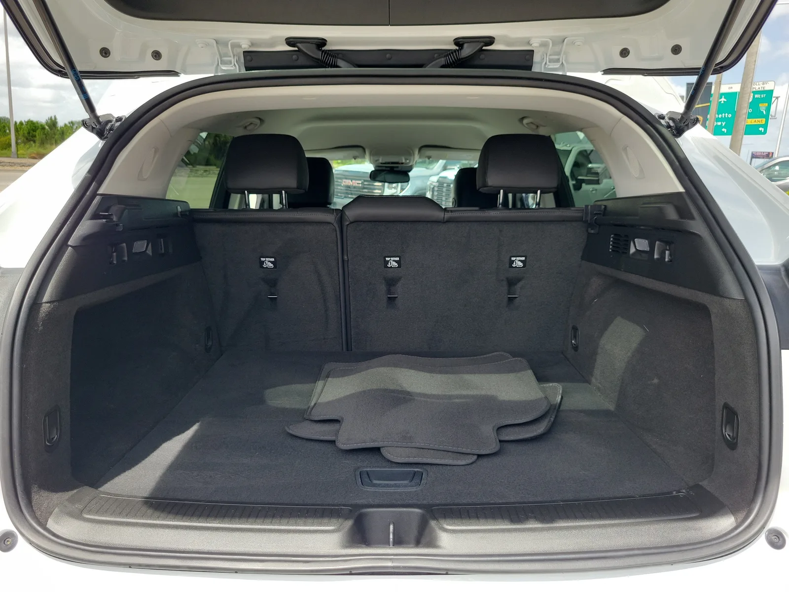 2024 Buick Envision Preferred photo 16