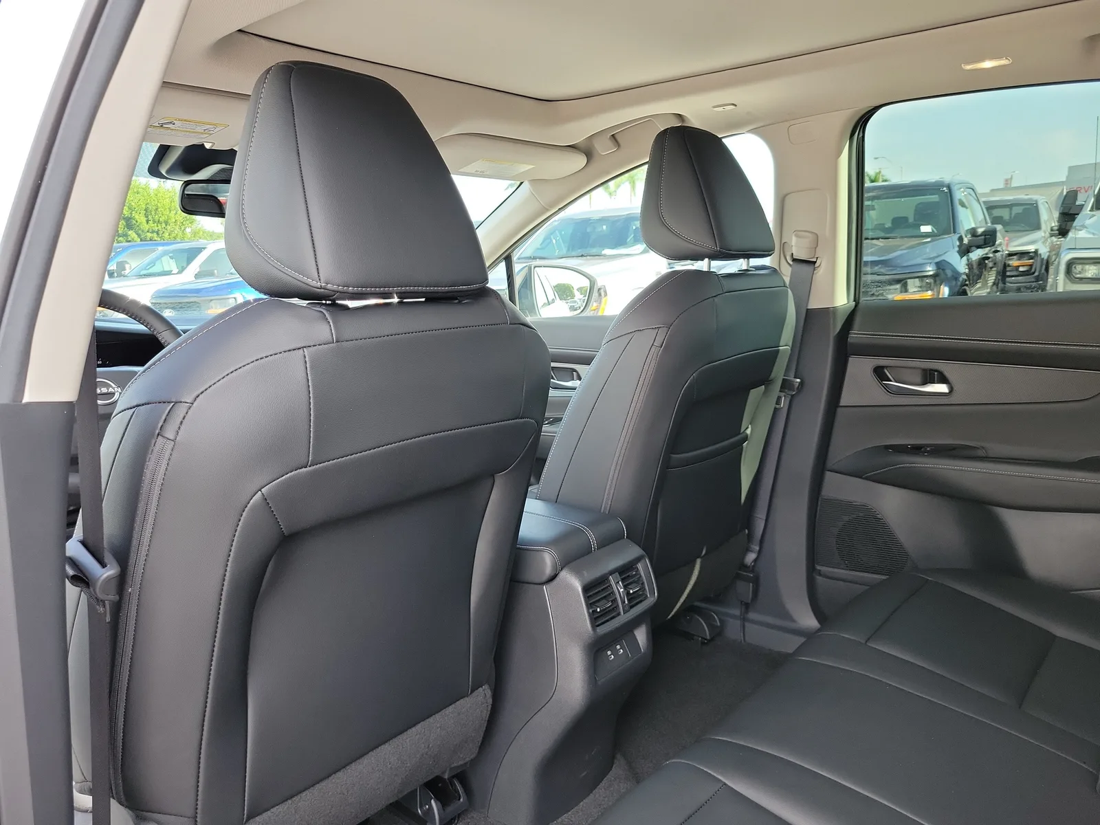 2025 Nissan Murano SL 4WD photo 14