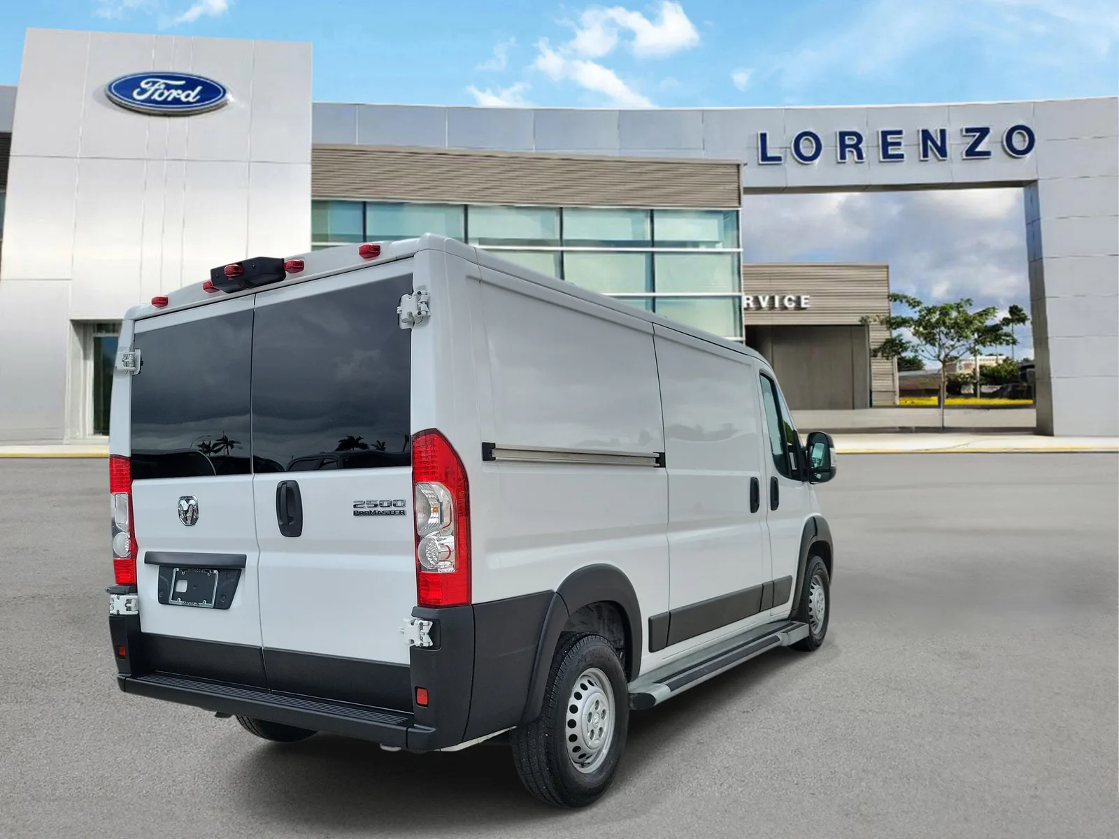 2025 RAM ProMaster Cargo Van Tradesman photo 5