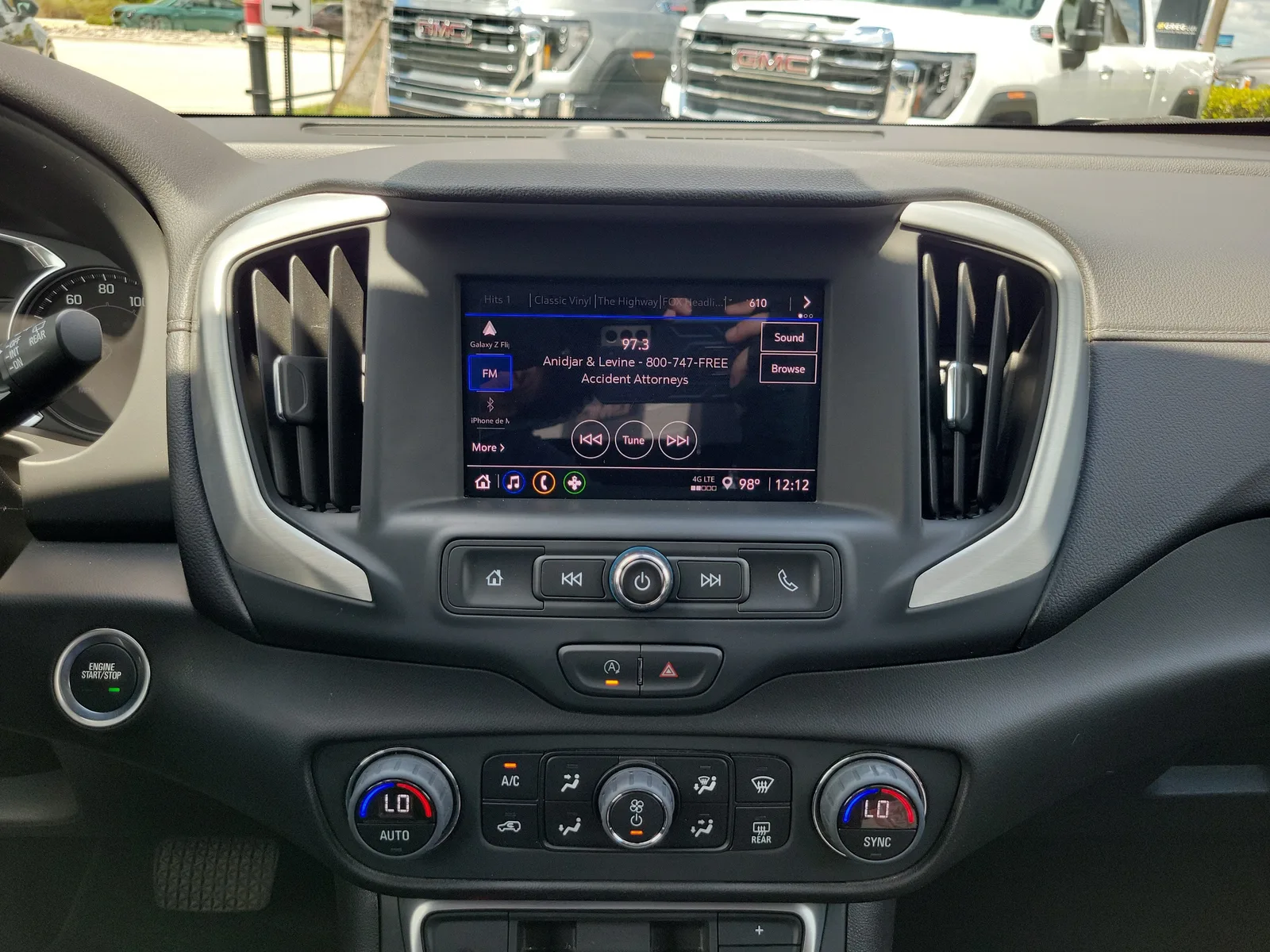 2023 GMC Terrain SLE photo 21