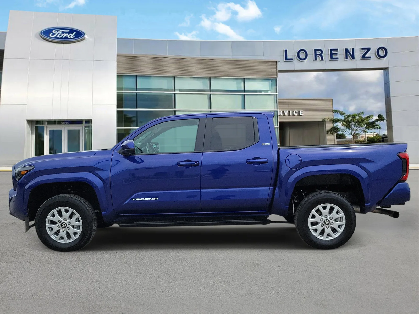 2024 Toyota Tacoma 2WD SR5 photo 8