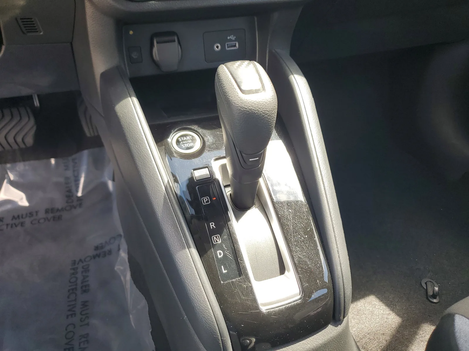 2025 Nissan Versa SV photo 23