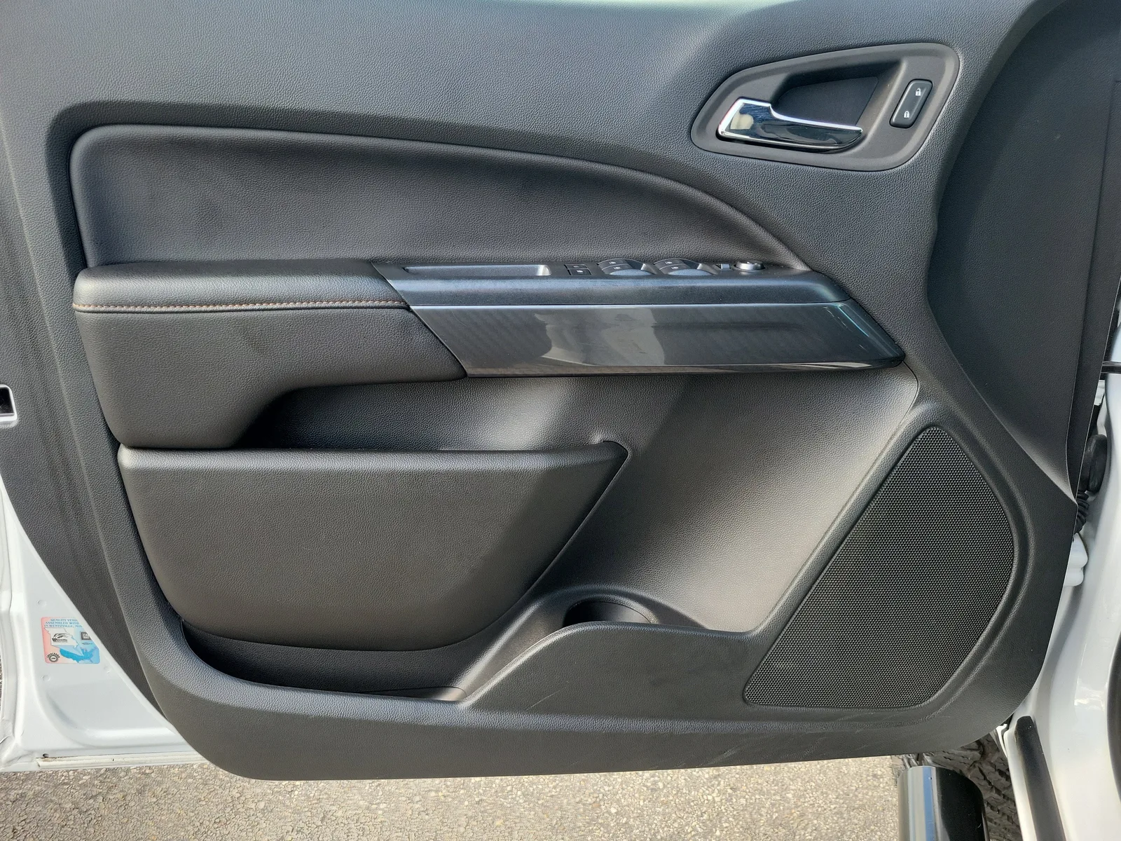 2022 GMC Canyon AT4 - Cloth photo 22