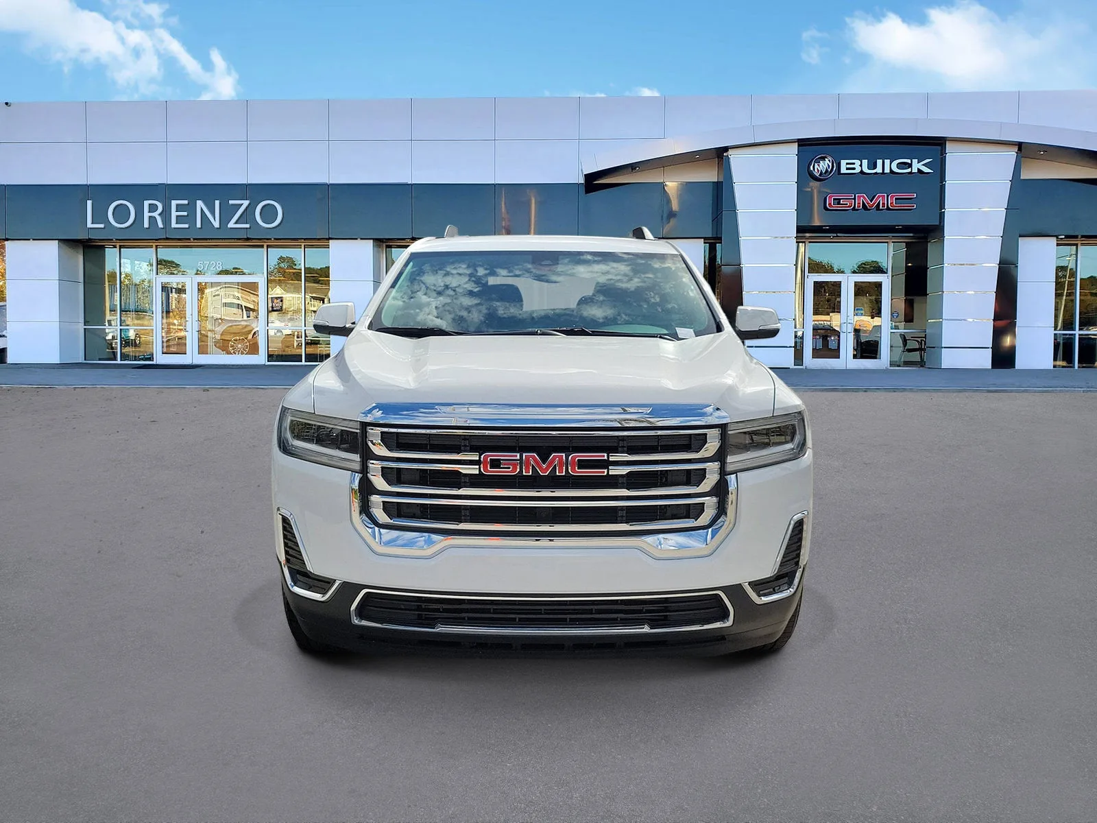2023 GMC Acadia SLE photo 2