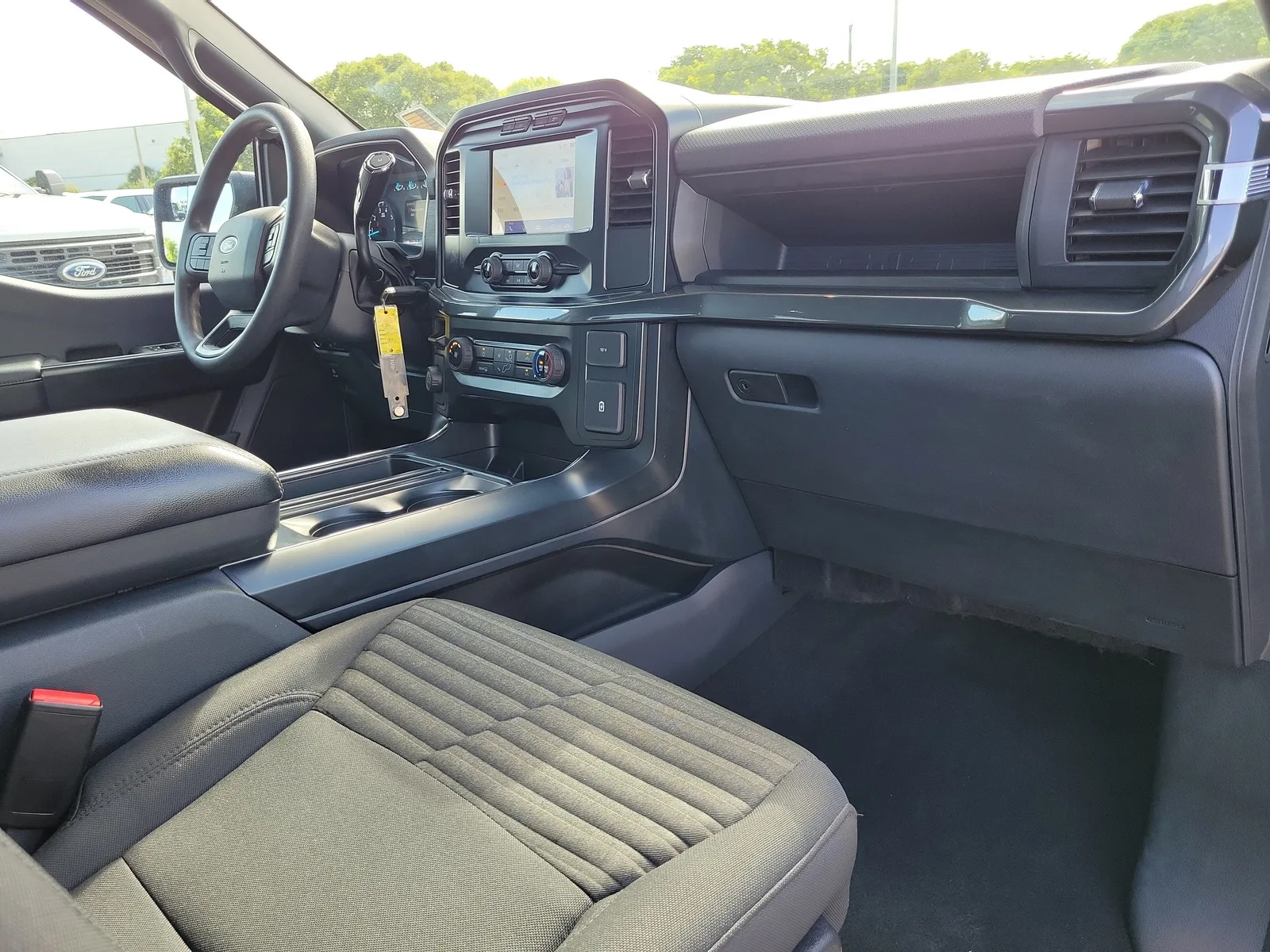 2023 Ford F-150 XL photo 17