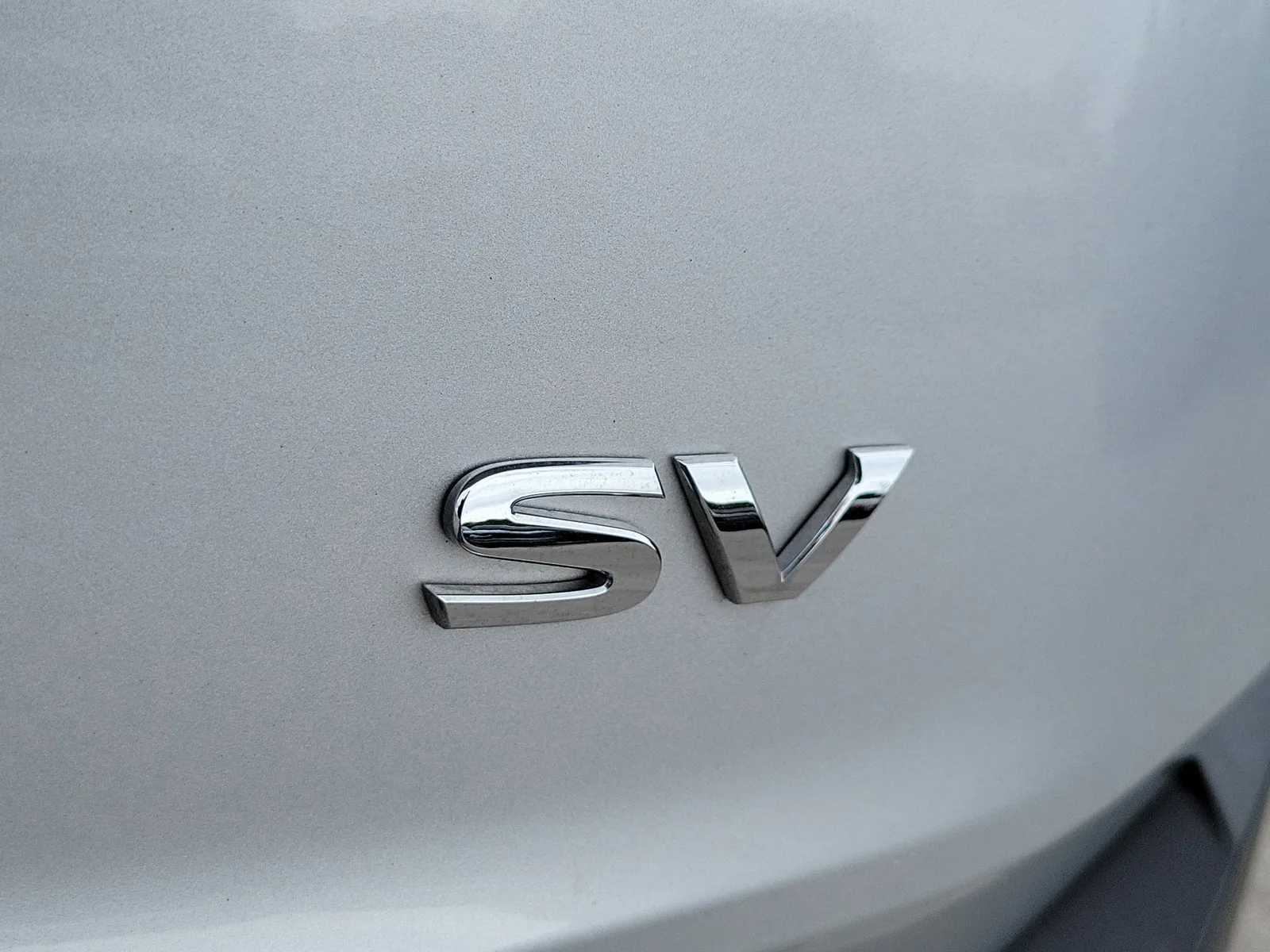 2023 Nissan Rogue SV photo 9