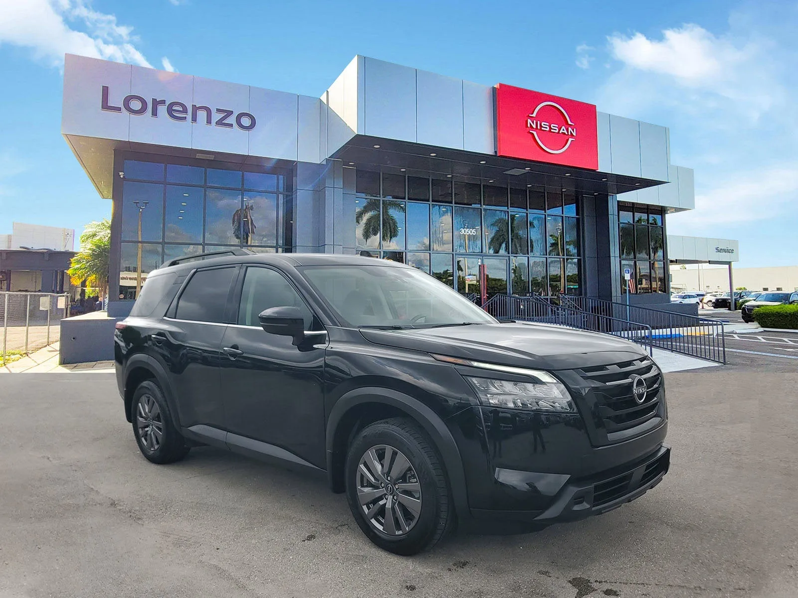 2025 Nissan Pathfinder SV photo 3