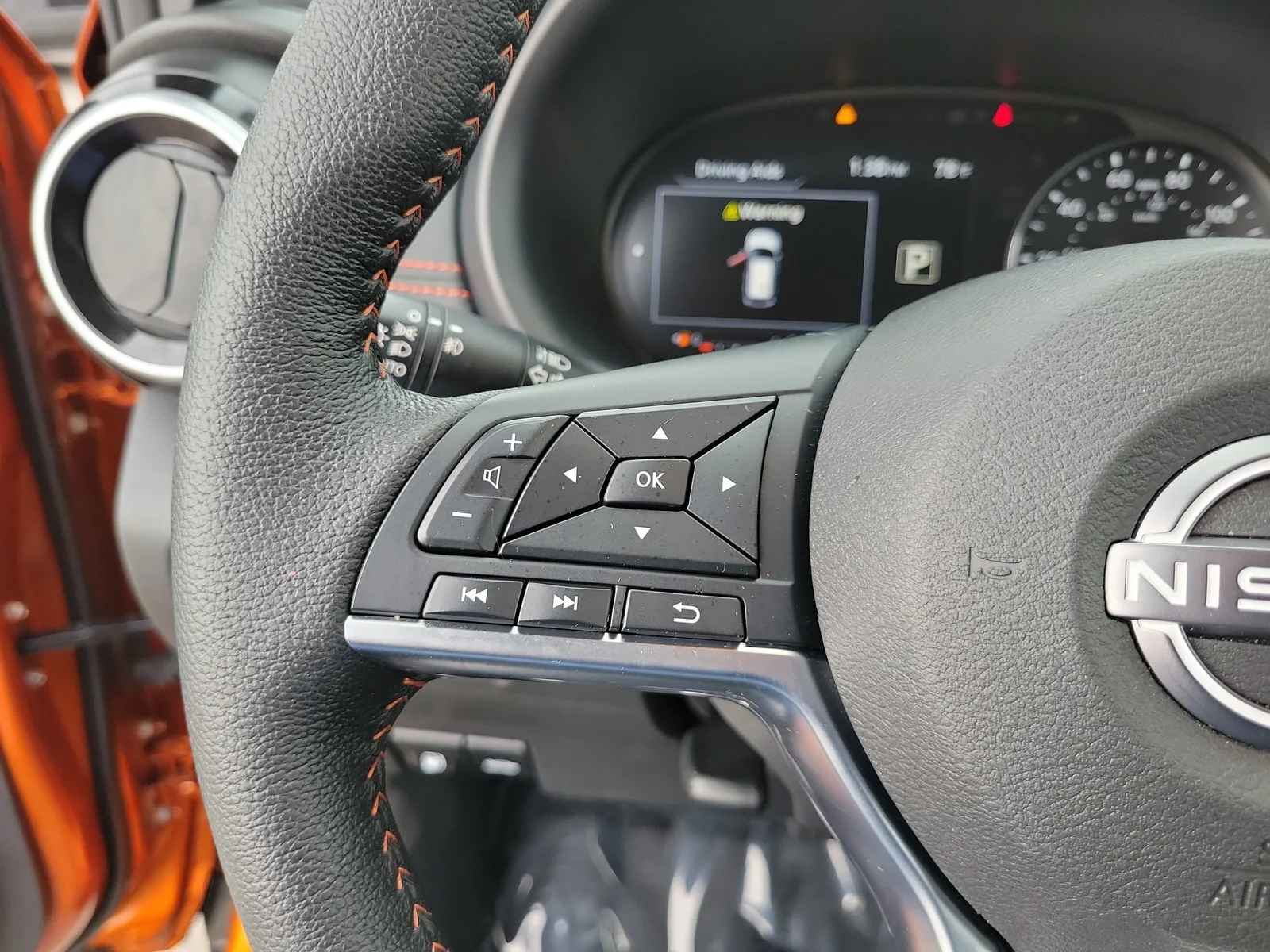 2024 Nissan Kicks SR photo 24