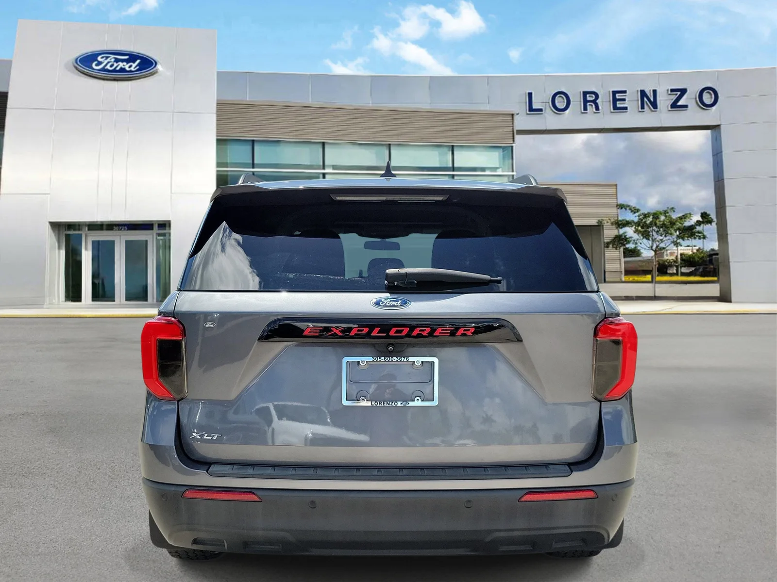 2022 Ford Explorer XLT photo 6