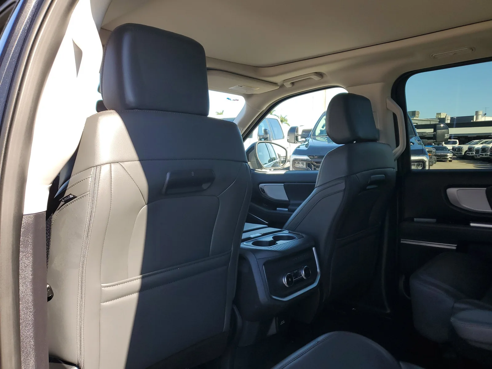 2025 Ford Expedition Active 4WD photo 15