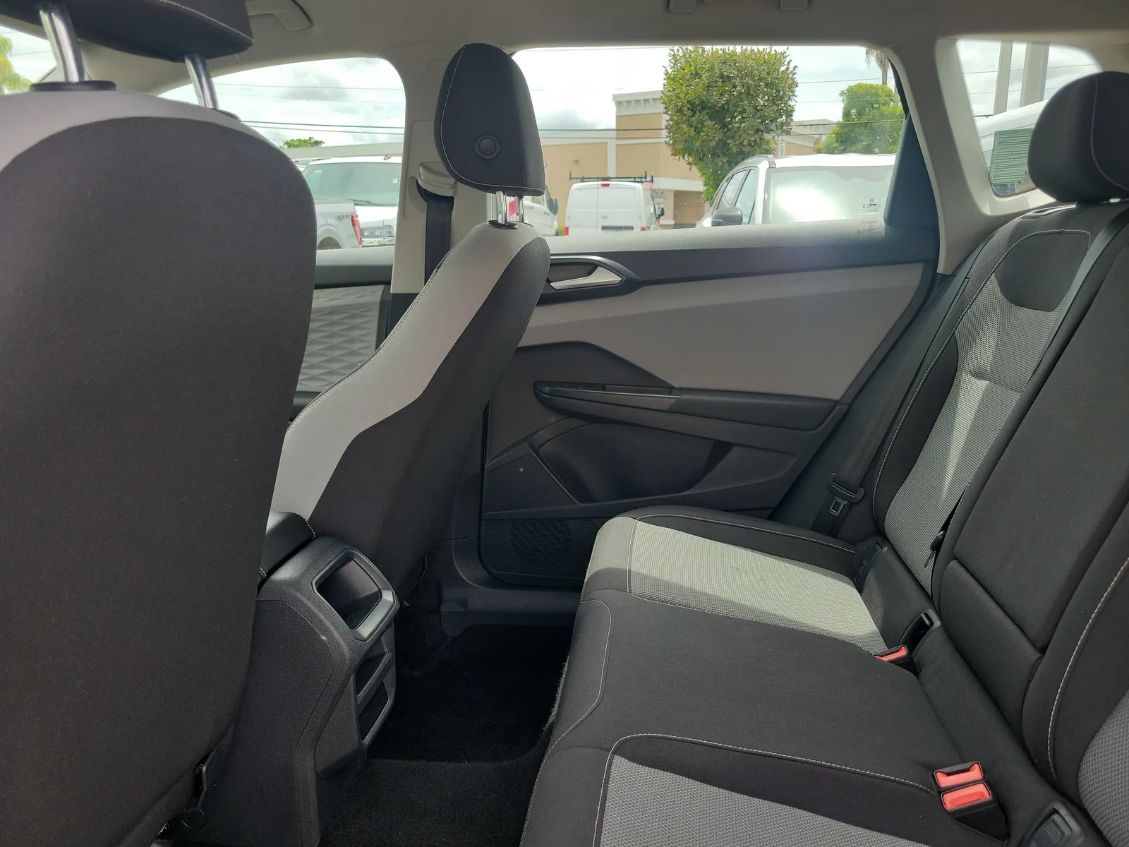 2023 Volkswagen Taos S photo 14