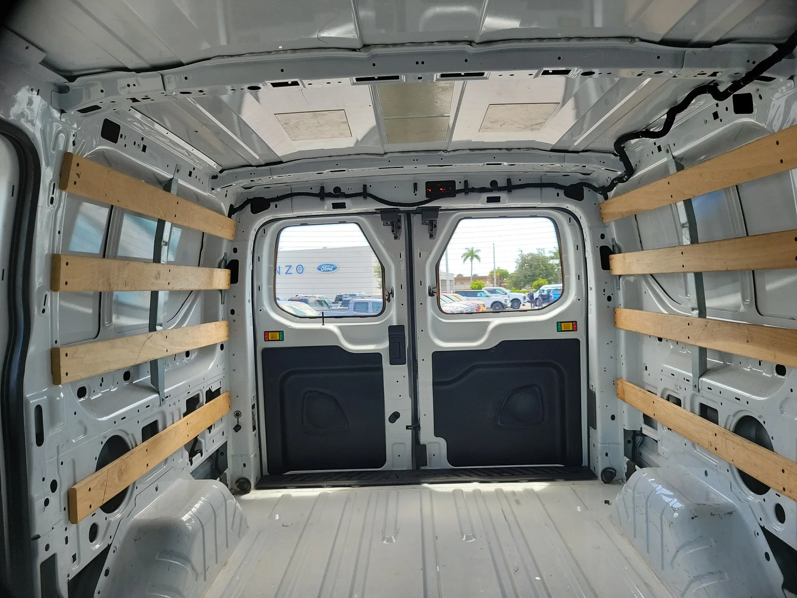 2024 Ford Transit Cargo Van Base photo 13