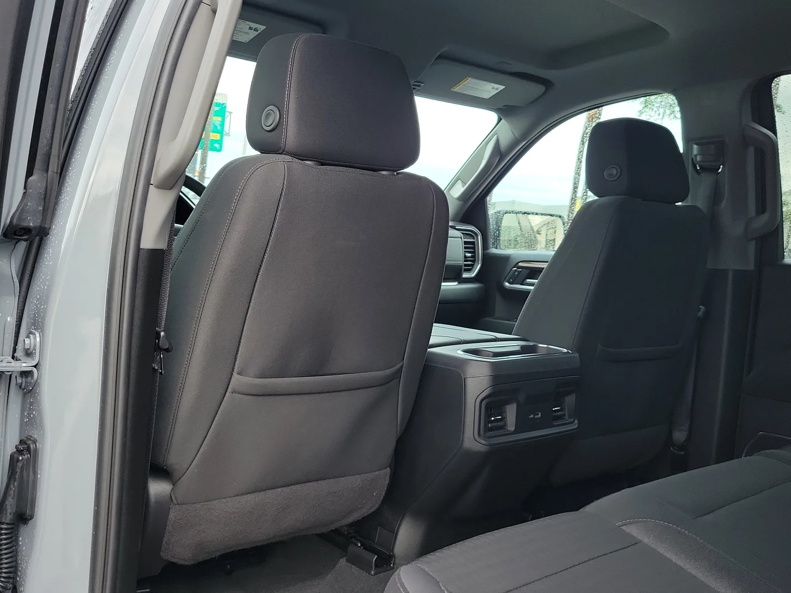2024 Chevrolet Silverado 1500 RST photo 15