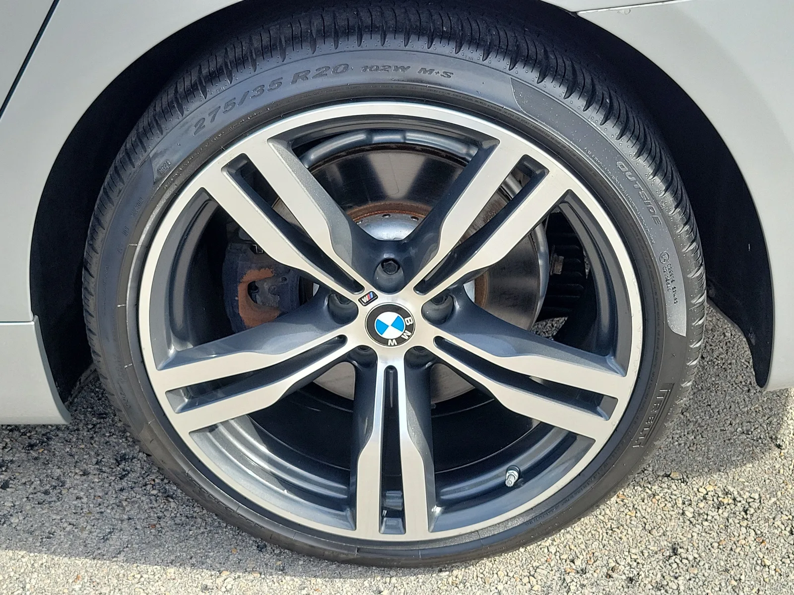 2017 BMW 7 Series 750i photo 29