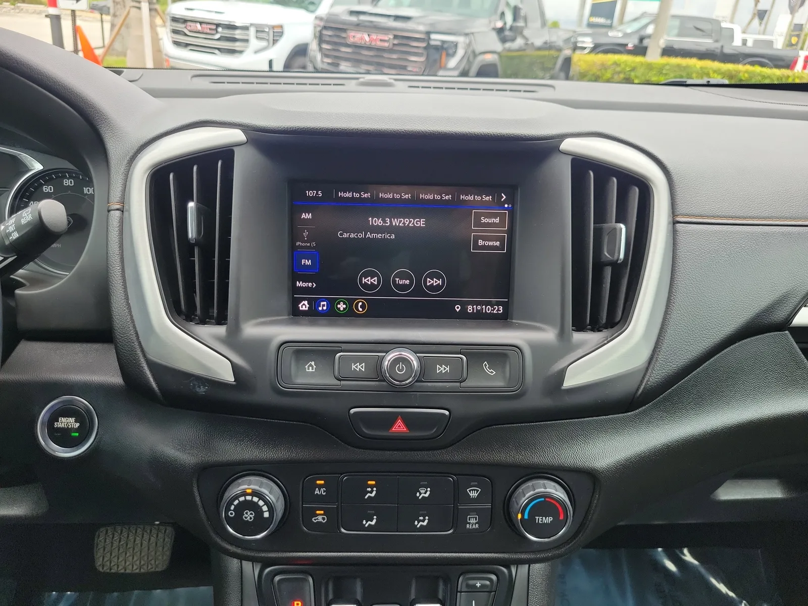 2020 GMC Terrain SLE photo 20