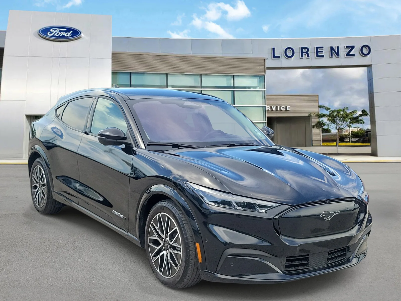 2024 Ford Mustang Mach-E Premium photo 3