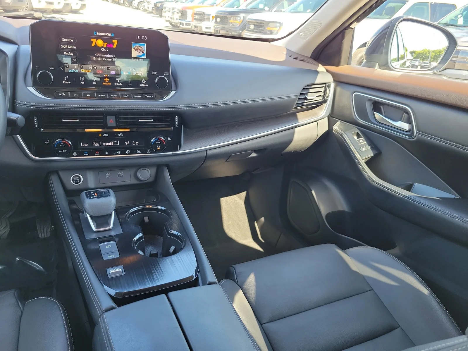 2021 Nissan Rogue SL photo 17
