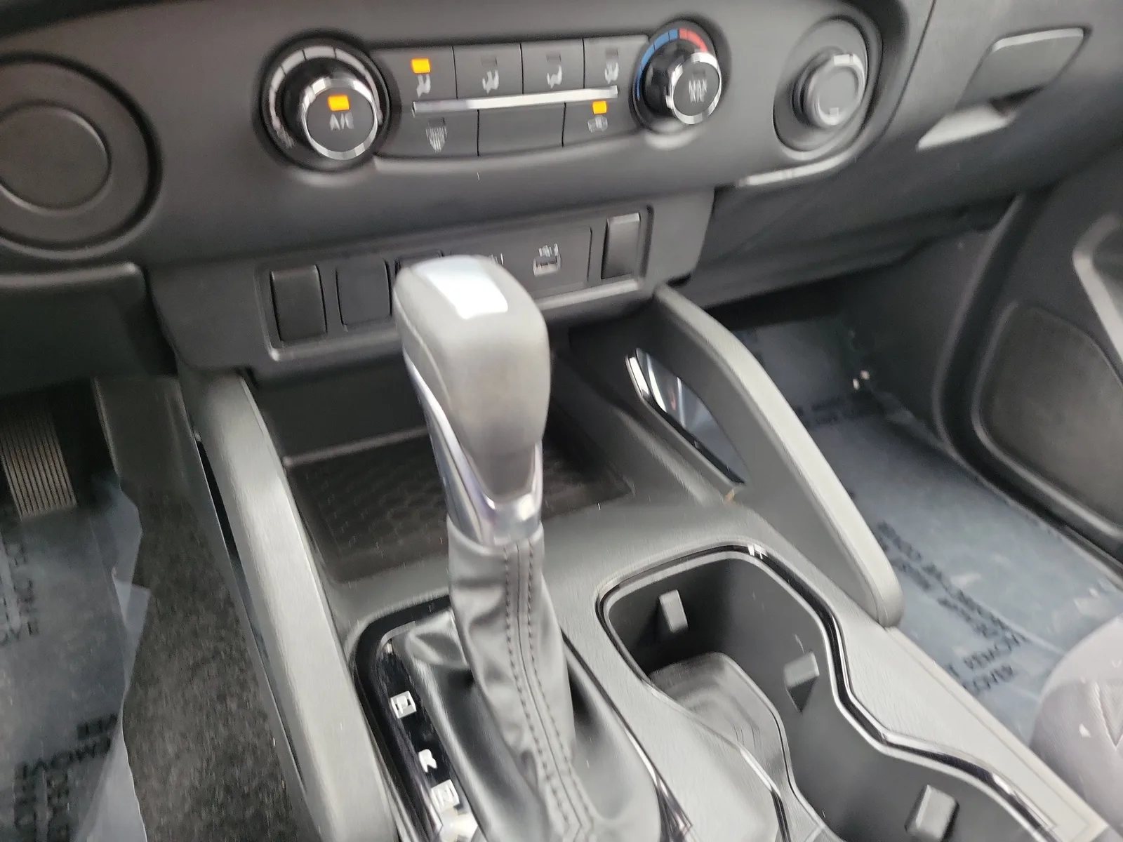2023 Nissan Frontier SV photo 26