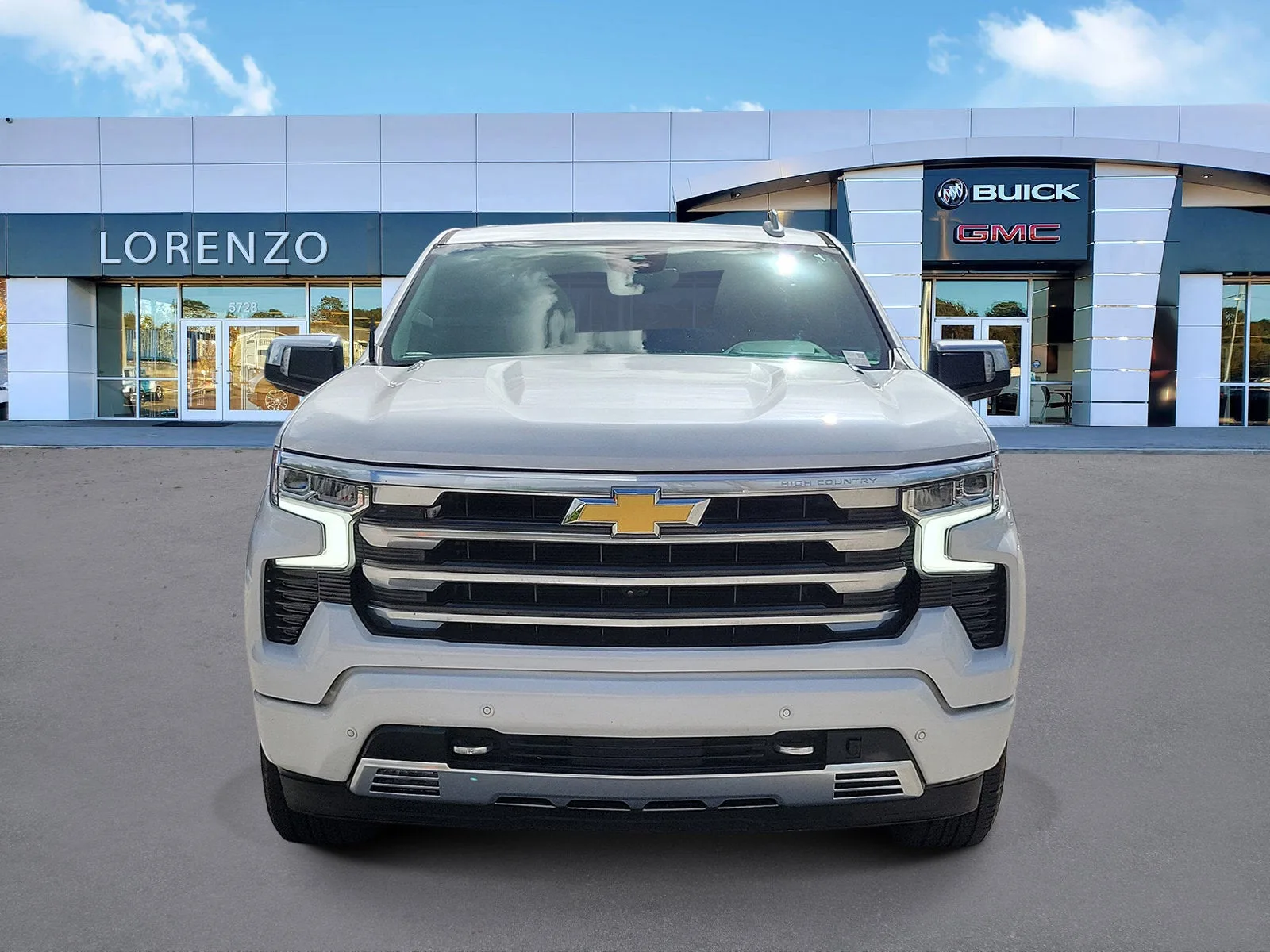 2023 Chevrolet Silverado 1500 High Country photo 2